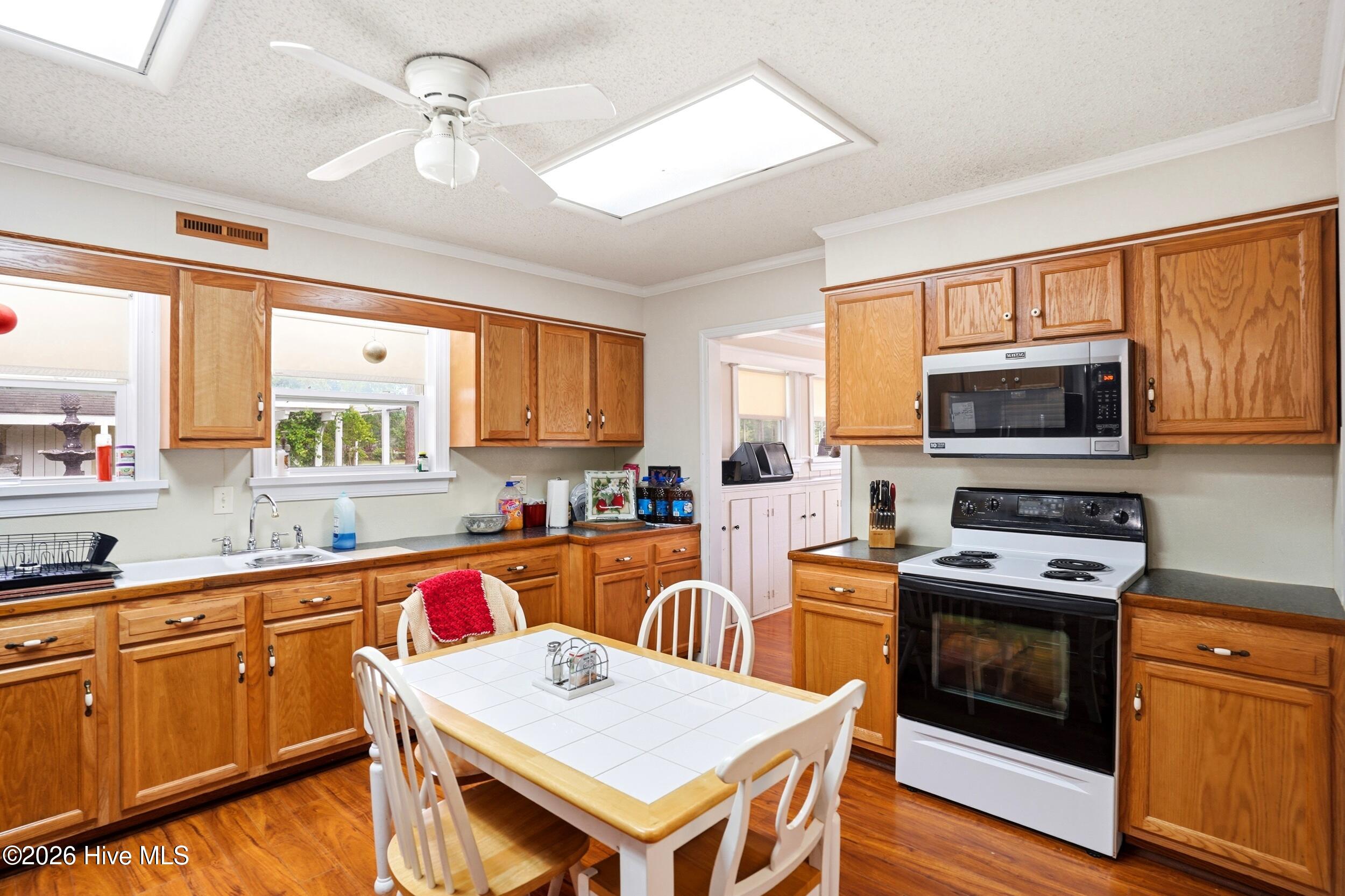 2051/2061 Dawson Cabin Road Property Photo 6