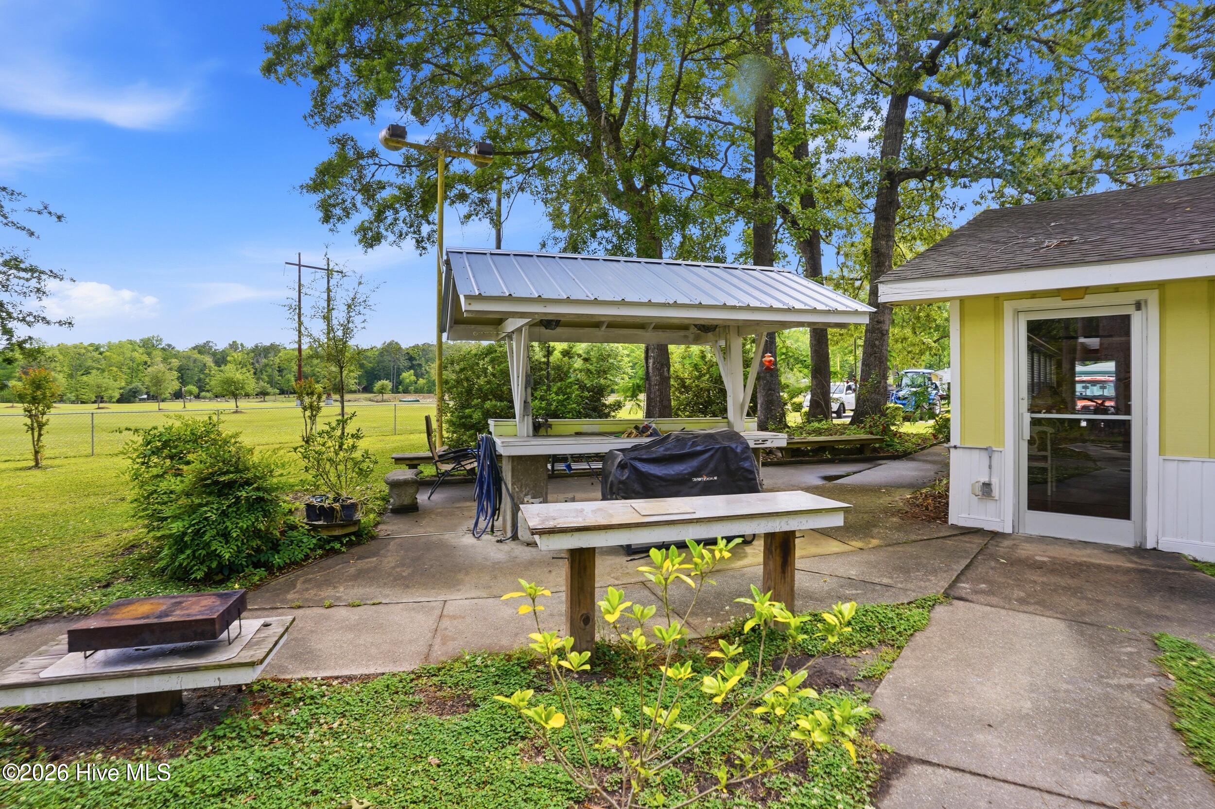 2051/2061 Dawson Cabin Road Property Photo 25