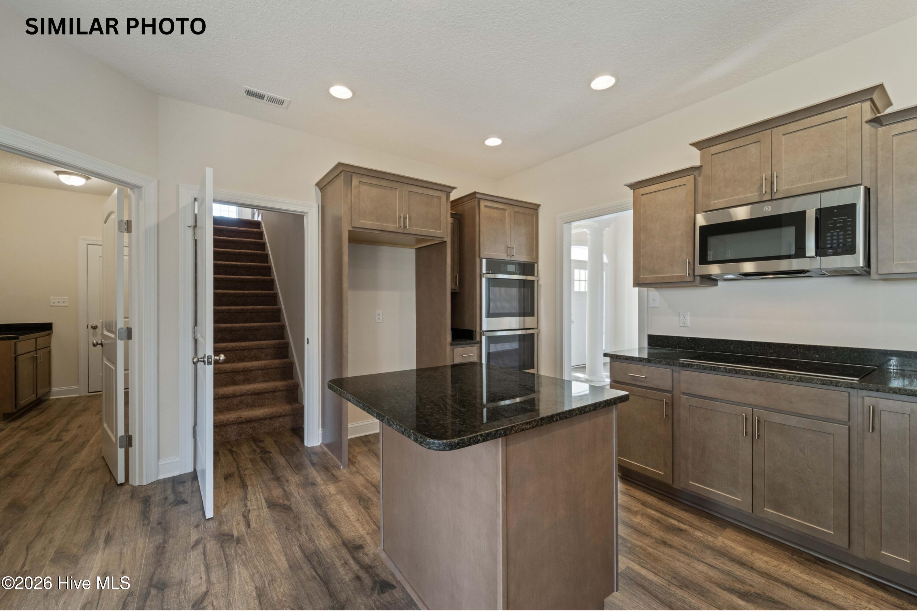 720 Atlantic Coast Lane Property Photo 14