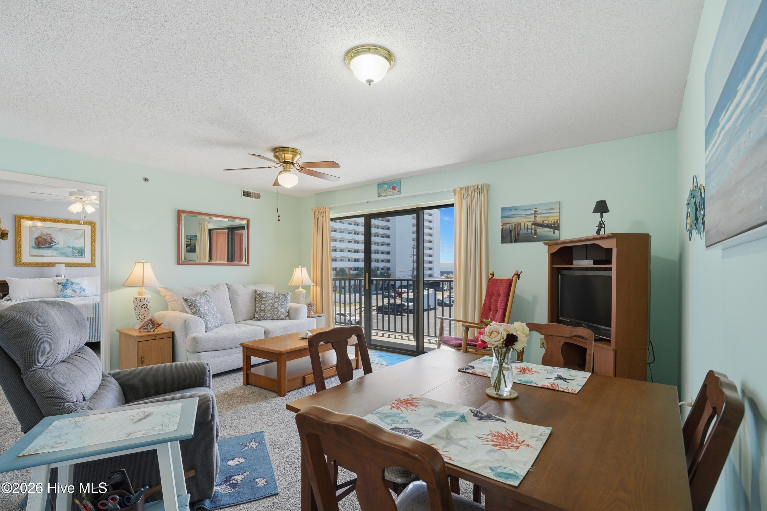 1518 Lake Park Boulevard S Unit 2b Property Photo 16