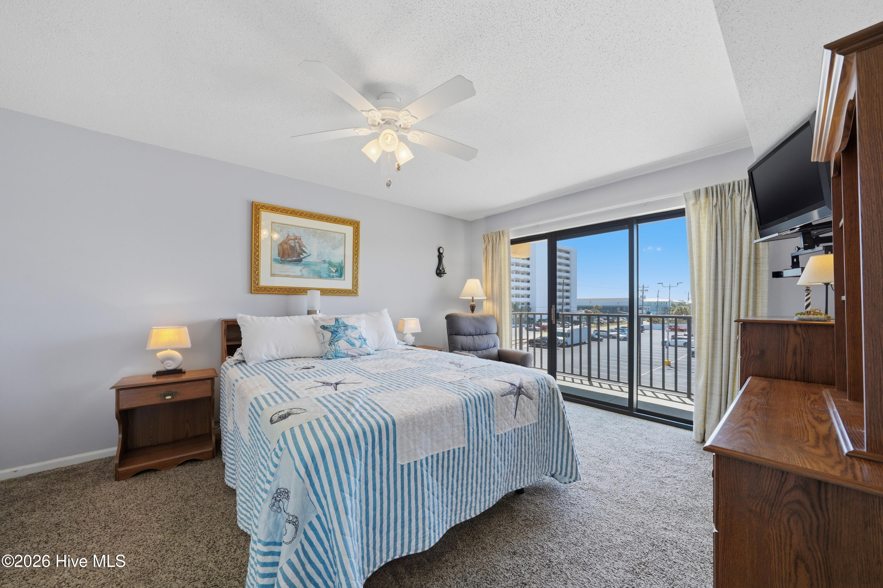 1518 Lake Park Boulevard S Unit 2b Property Photo 21