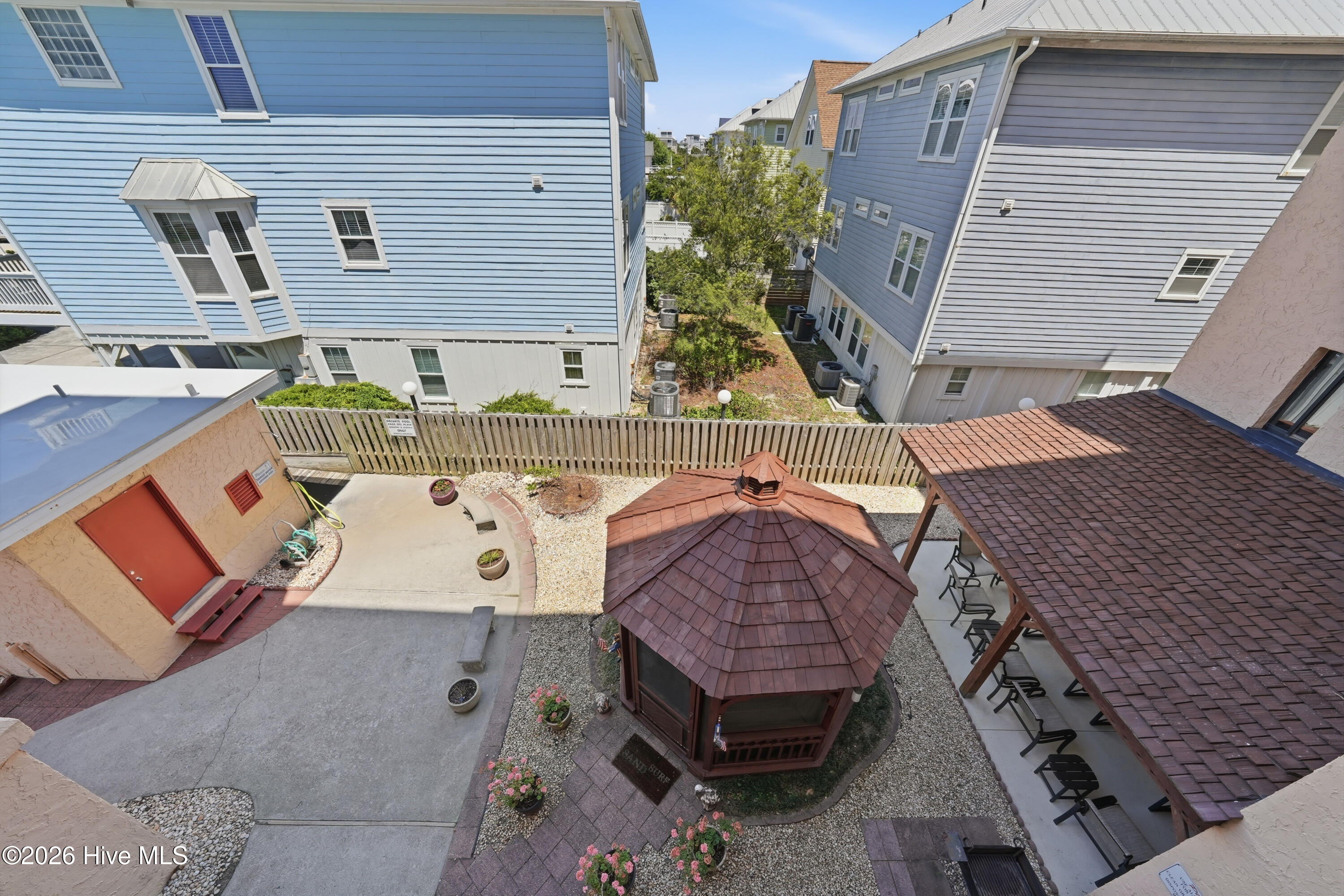 1518 Lake Park Boulevard S Unit 2b Property Photo 29