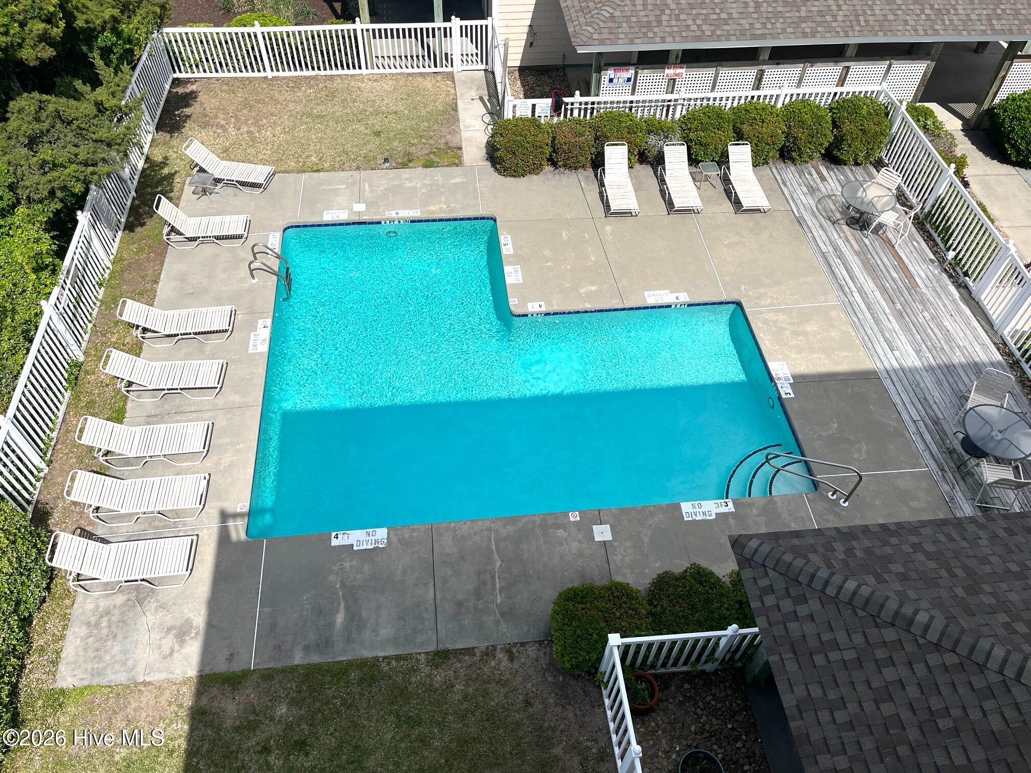 112 Oakleaf Drive 1003-a Property Photo 5