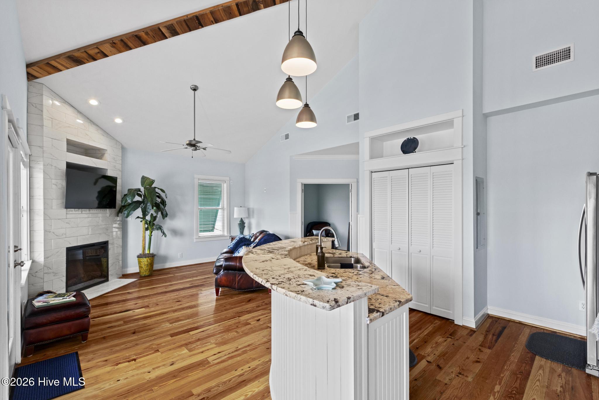 112 Oakleaf Drive 1003-a Property Photo 28