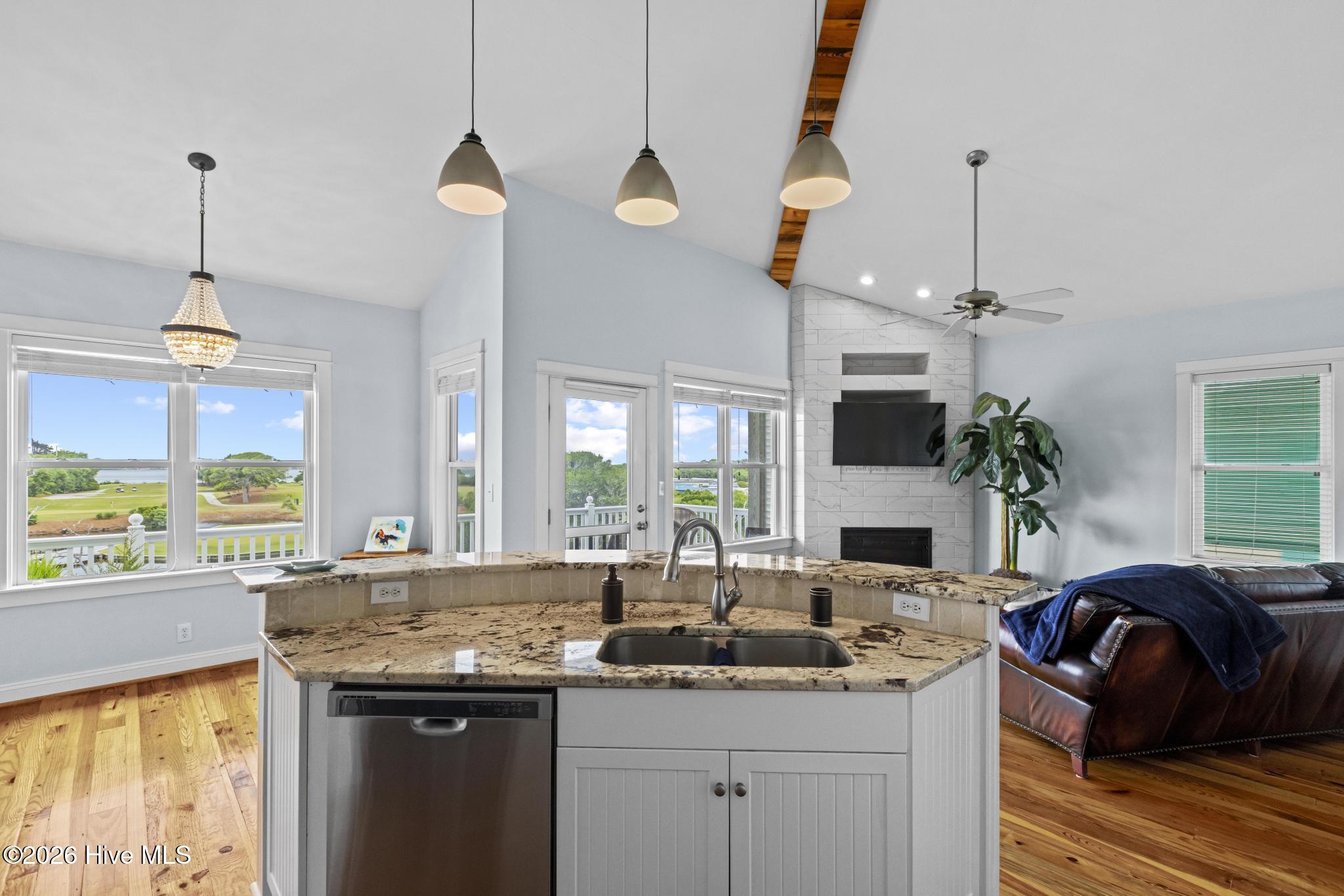 112 Oakleaf Drive 1003-a Property Photo 31