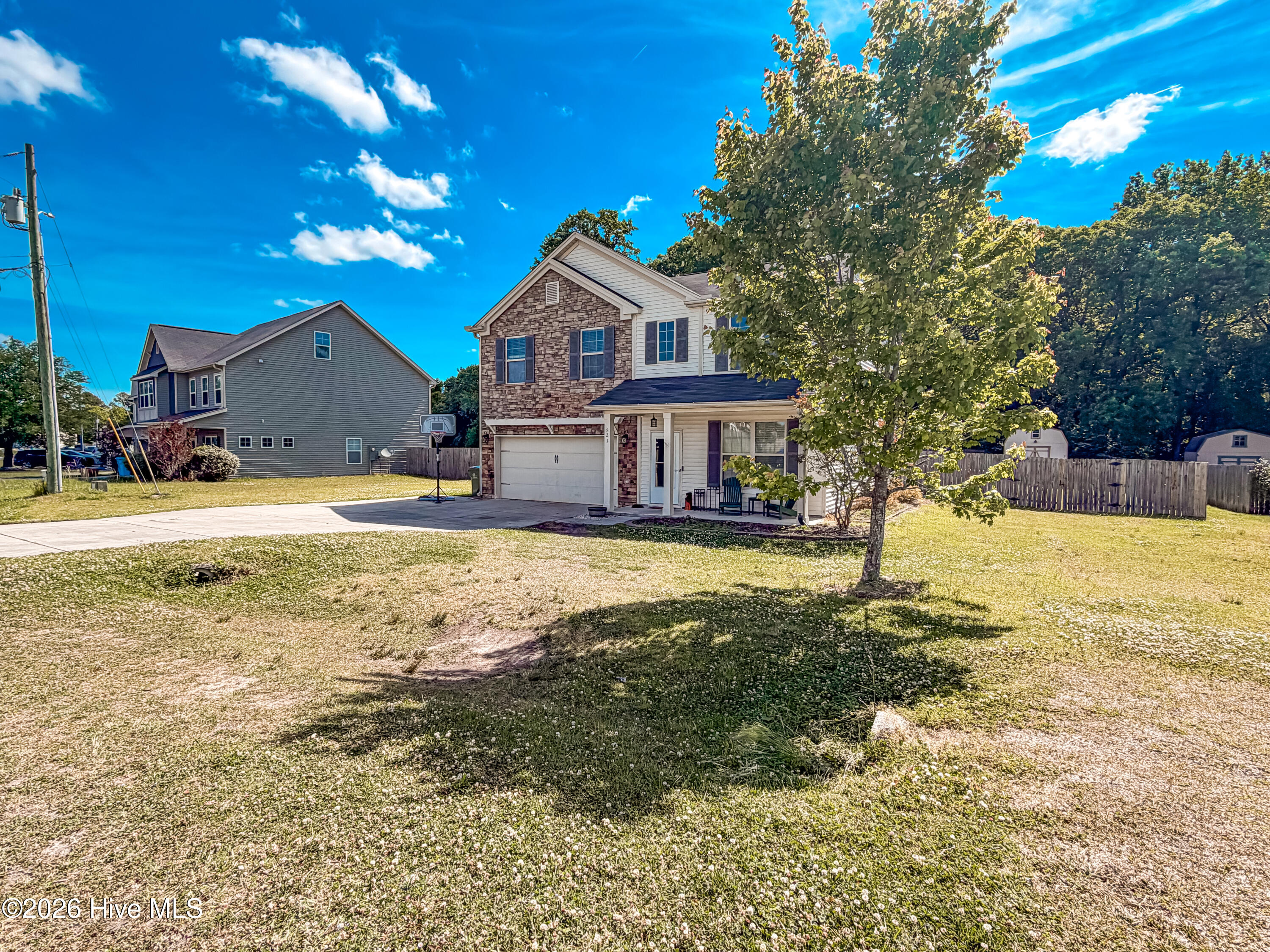 521 Shelmore Lane Property Photo 4