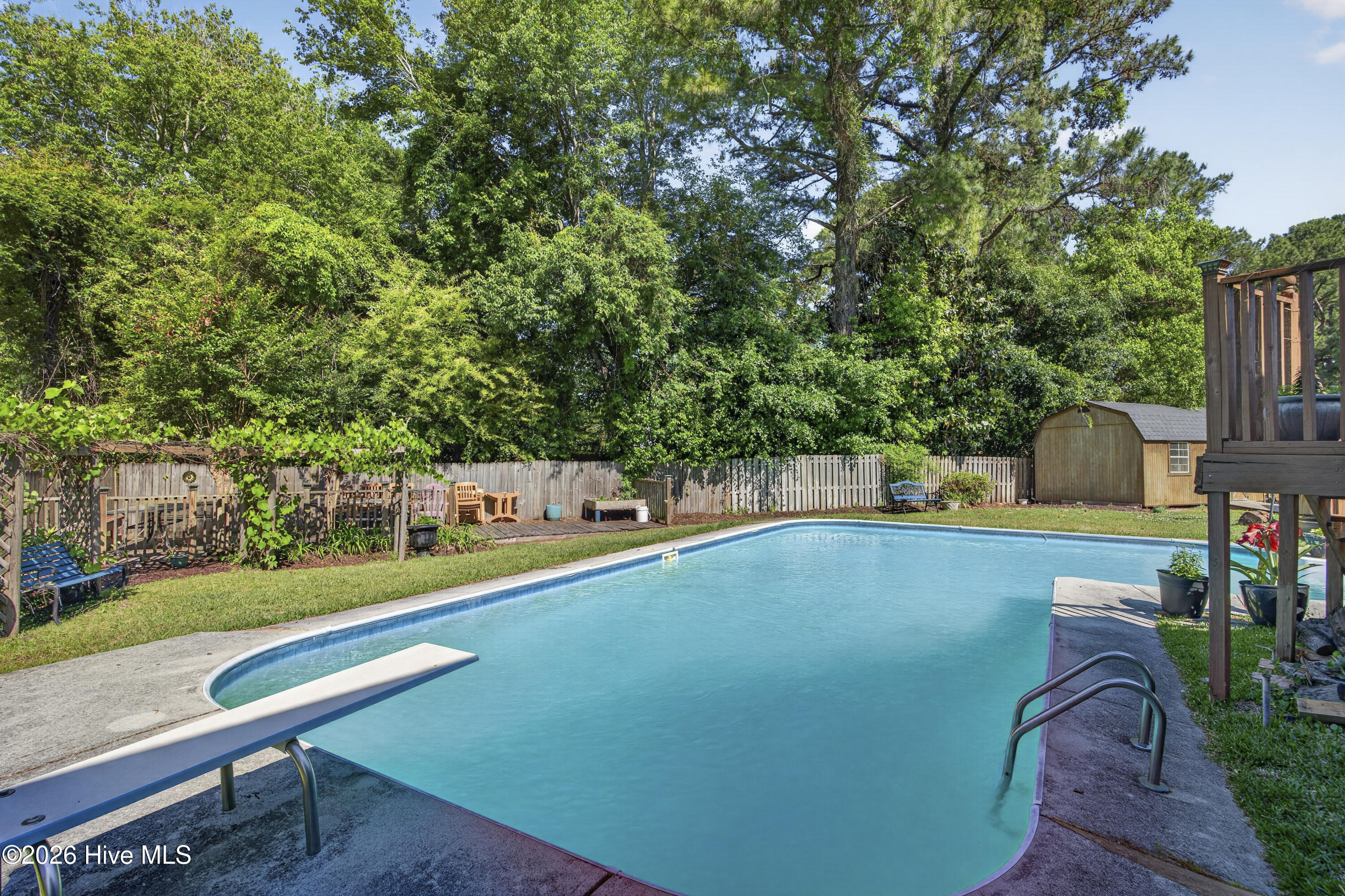 101 Doughton Road Property Photo 17