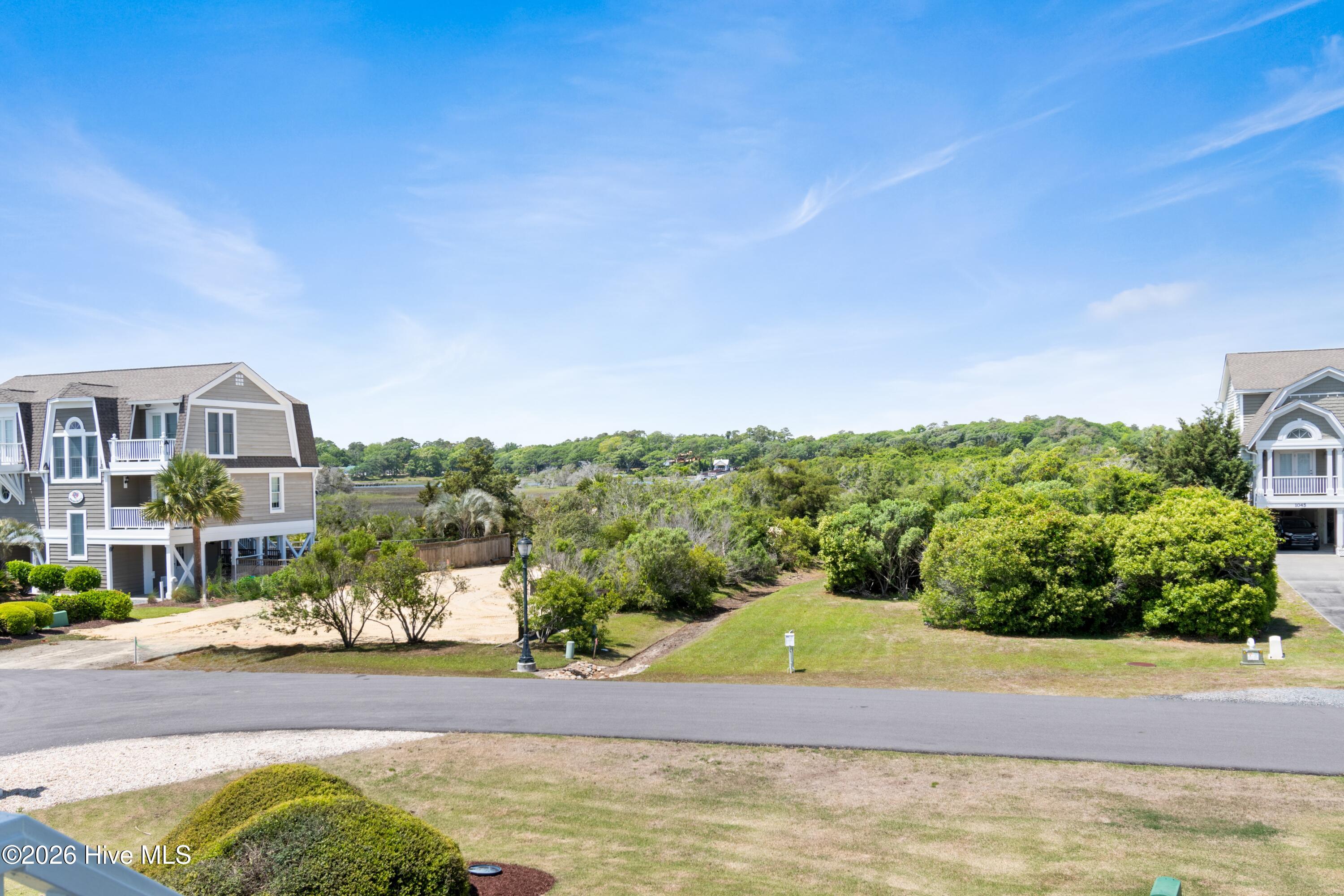 1046 Tide Ridge Drive Property Photo 10