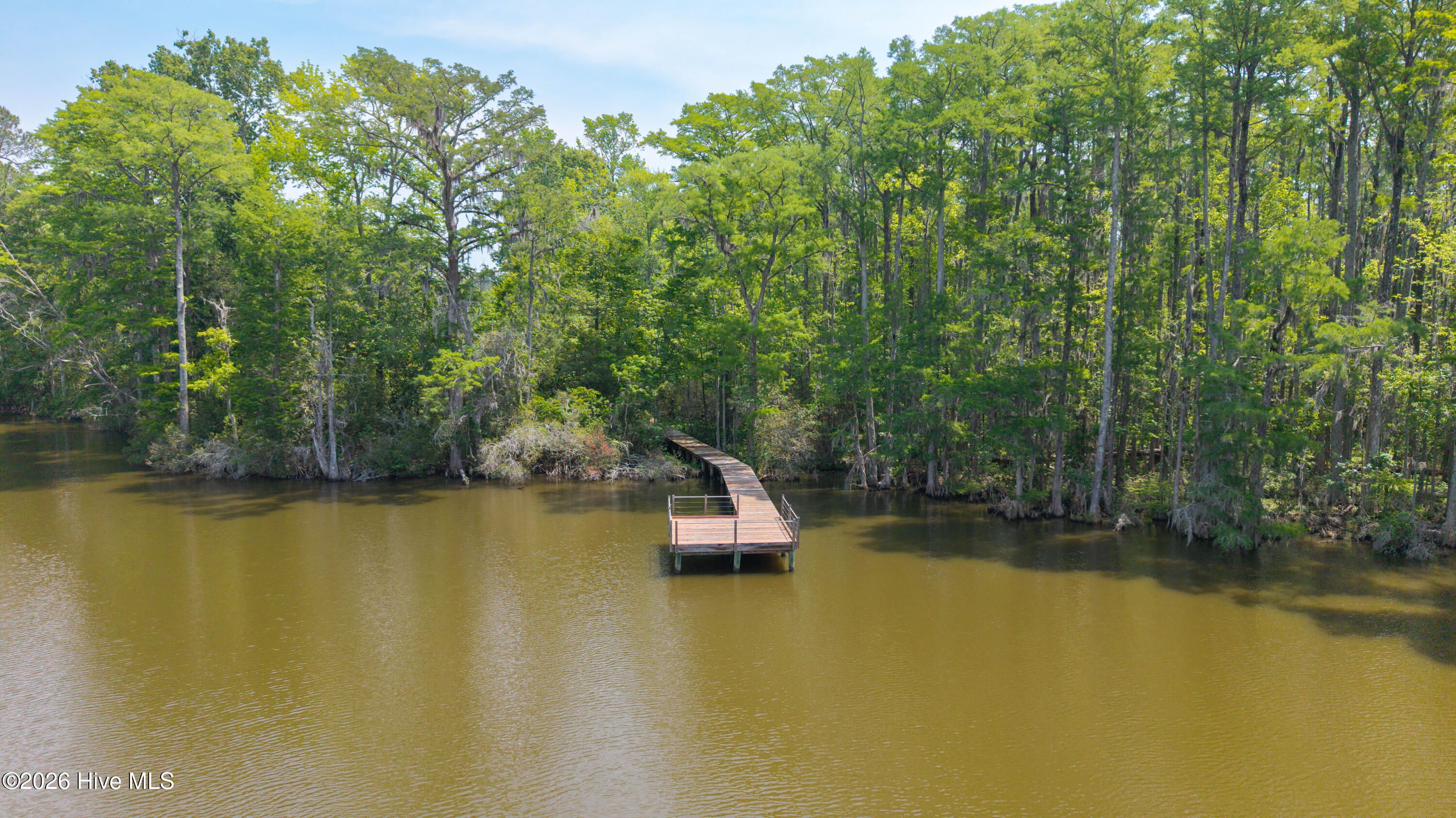 210 124 Winfall Court Property Photo 8