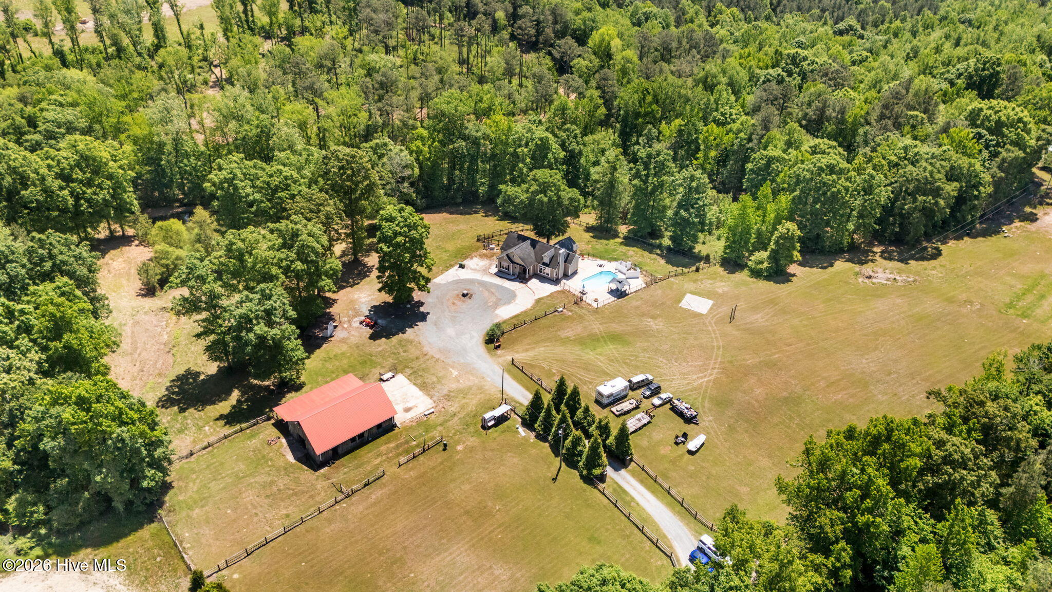 435 Thomas Way Property Photo 1