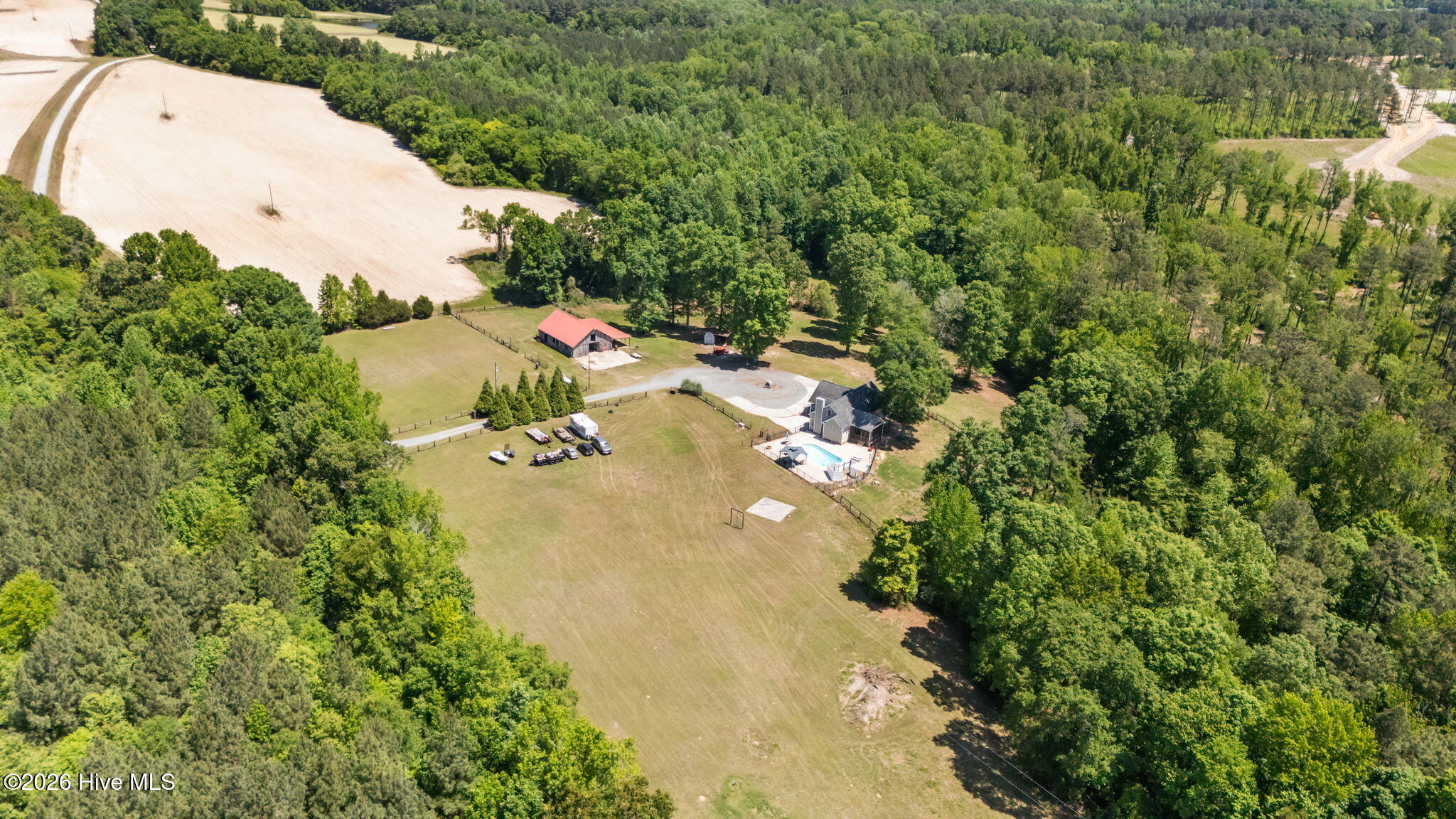 435 Thomas Way Property Photo 11