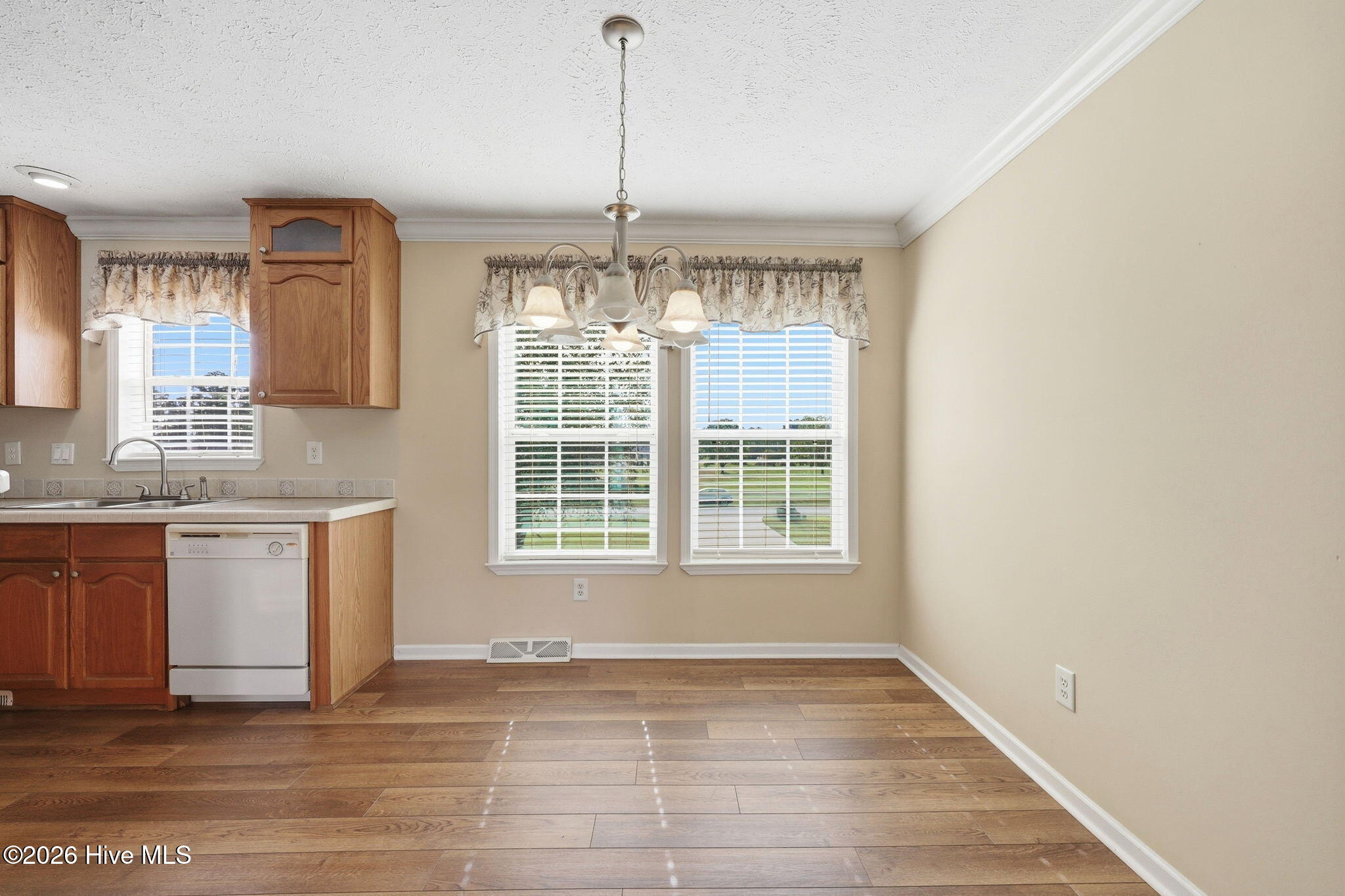66 Warrens Way Property Photo 37