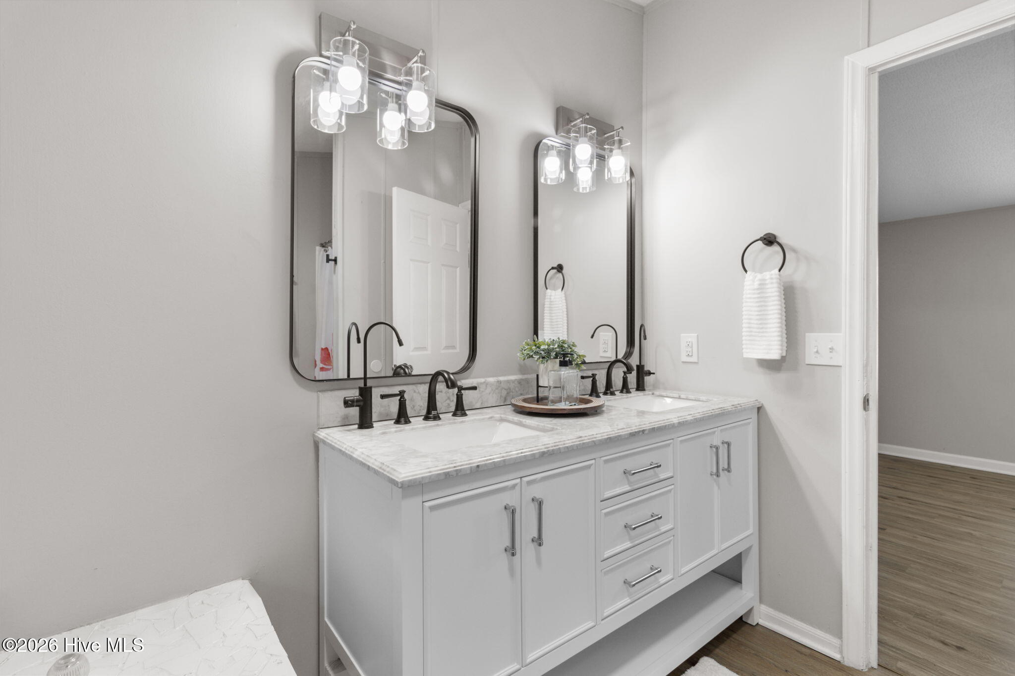 6568 Sandy Creek Road Property Photo 16