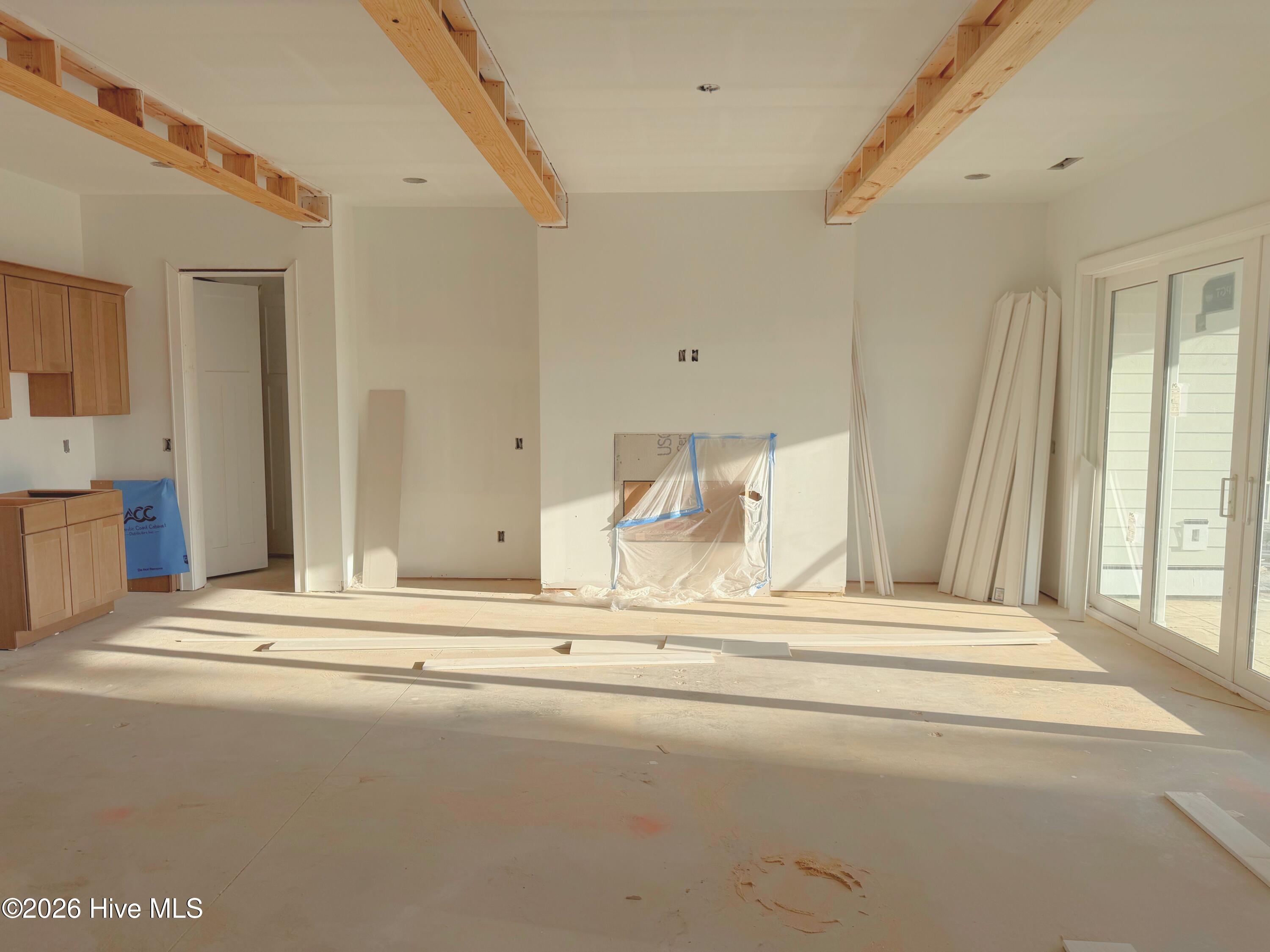 143 Halcyon Drive Drive Property Photo 6
