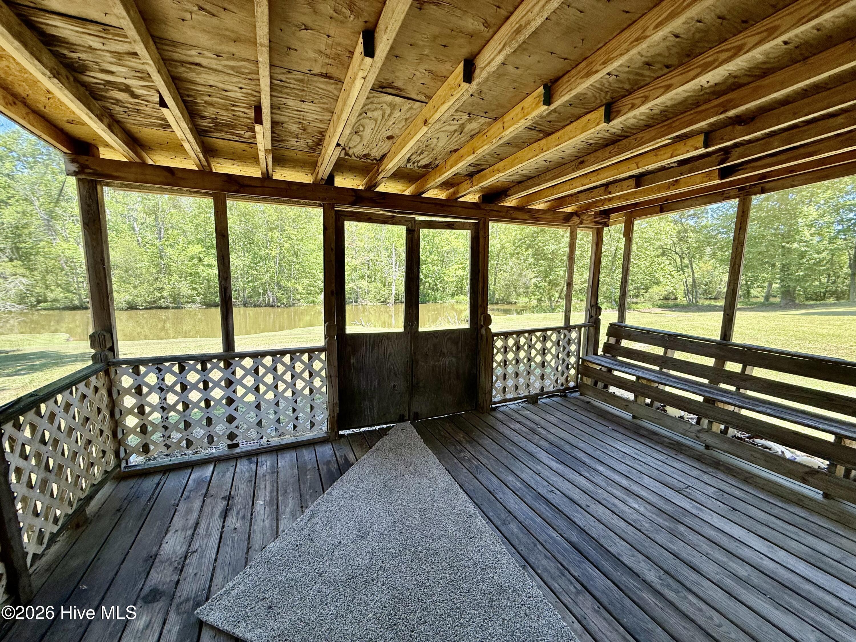 132 Bluegill Circle Property Photo 7