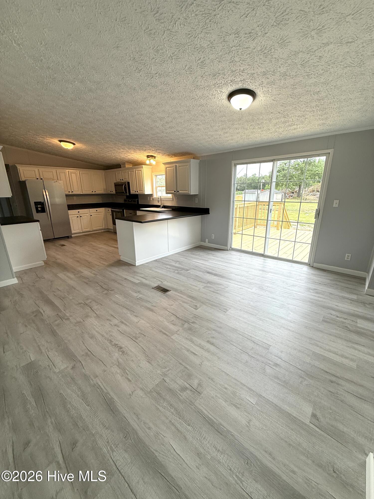 300 Whitemon Lane Property Photo 10
