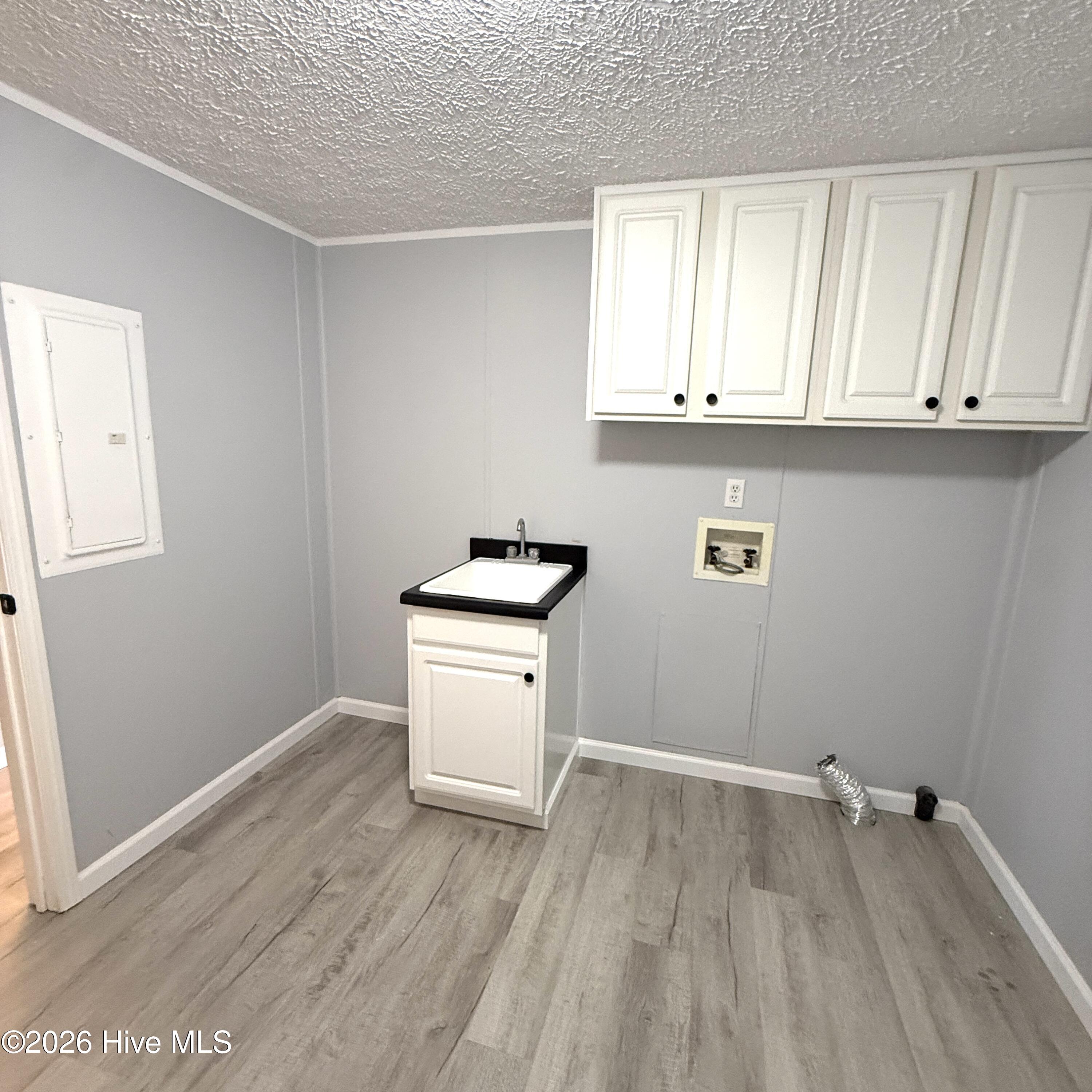 300 Whitemon Lane Property Photo 11