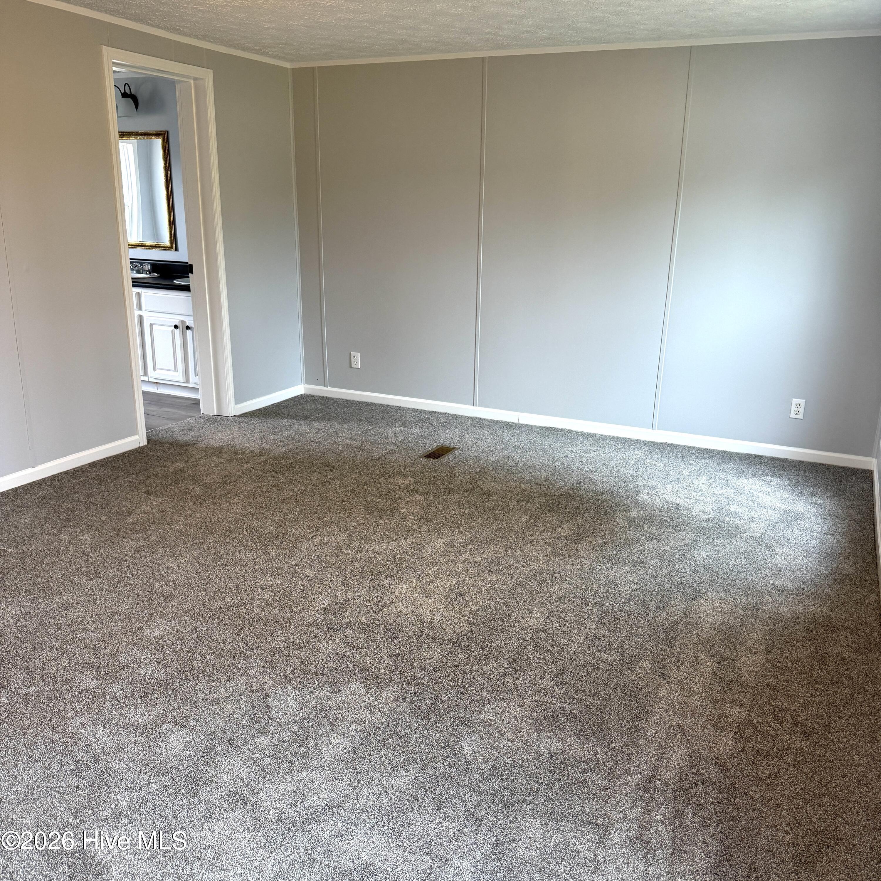 300 Whitemon Lane Property Photo 18