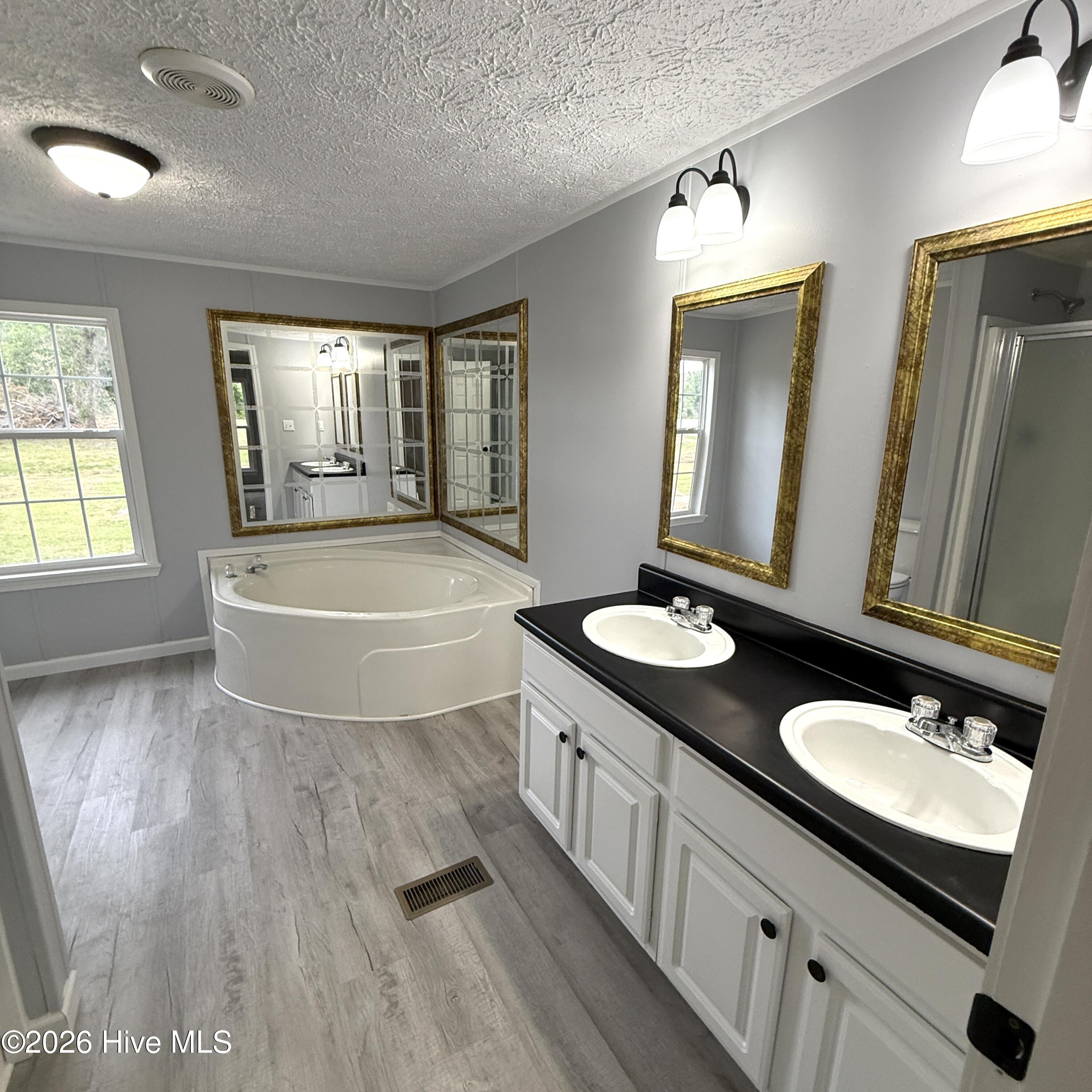 300 Whitemon Lane Property Photo 19