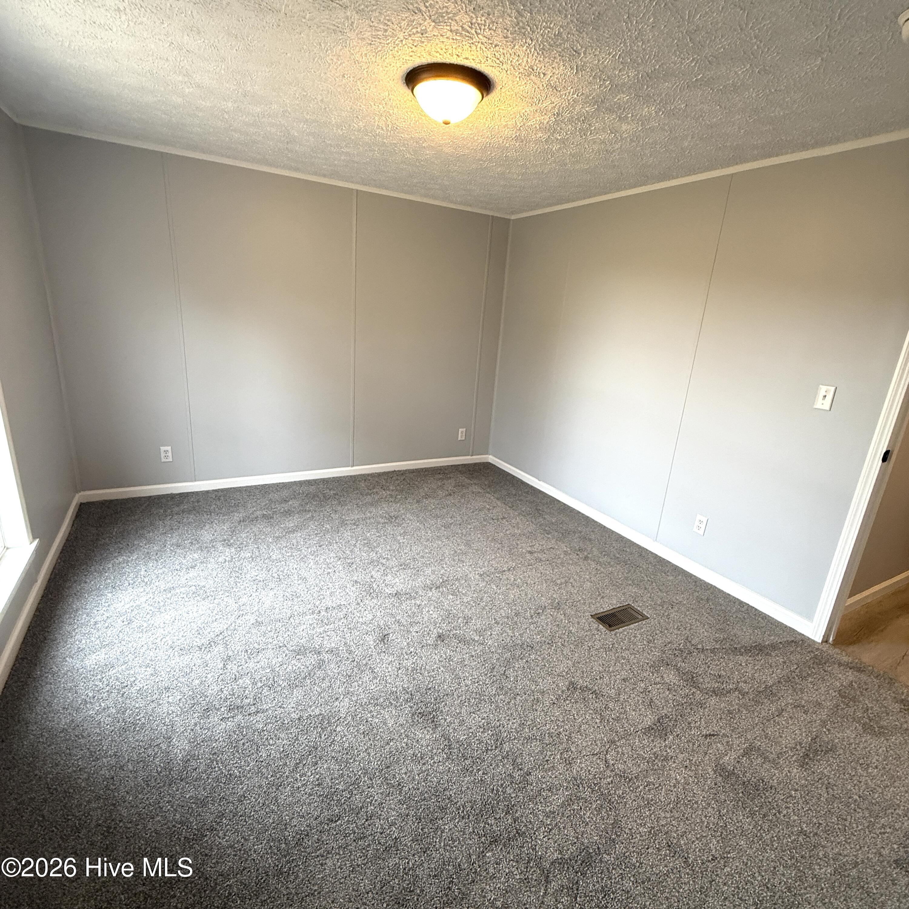 300 Whitemon Lane Property Photo 24
