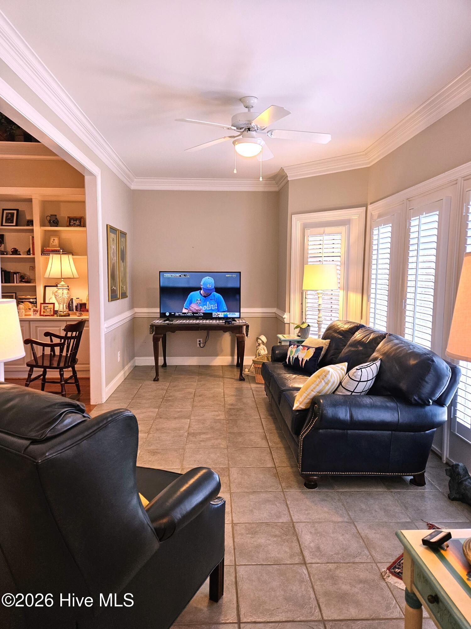 6301 Waters Edge Drive Property Photo 22