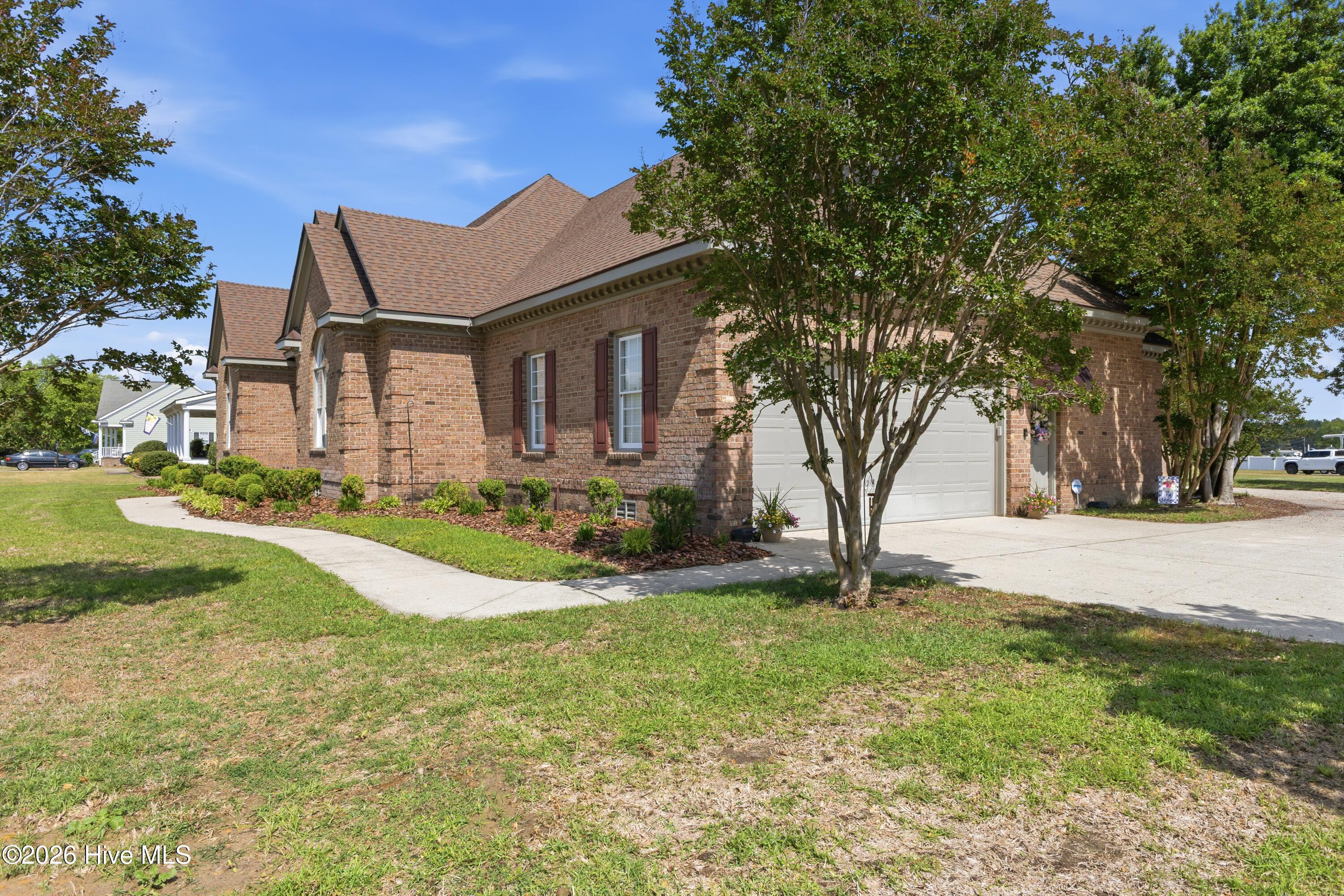 6301 Waters Edge Drive Property Photo 40