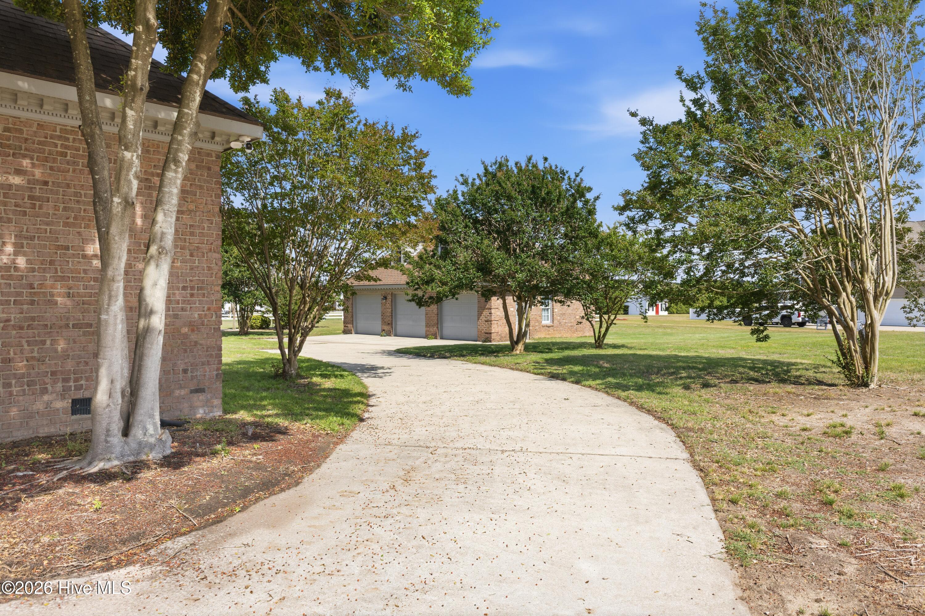 6301 Waters Edge Drive Property Photo 41