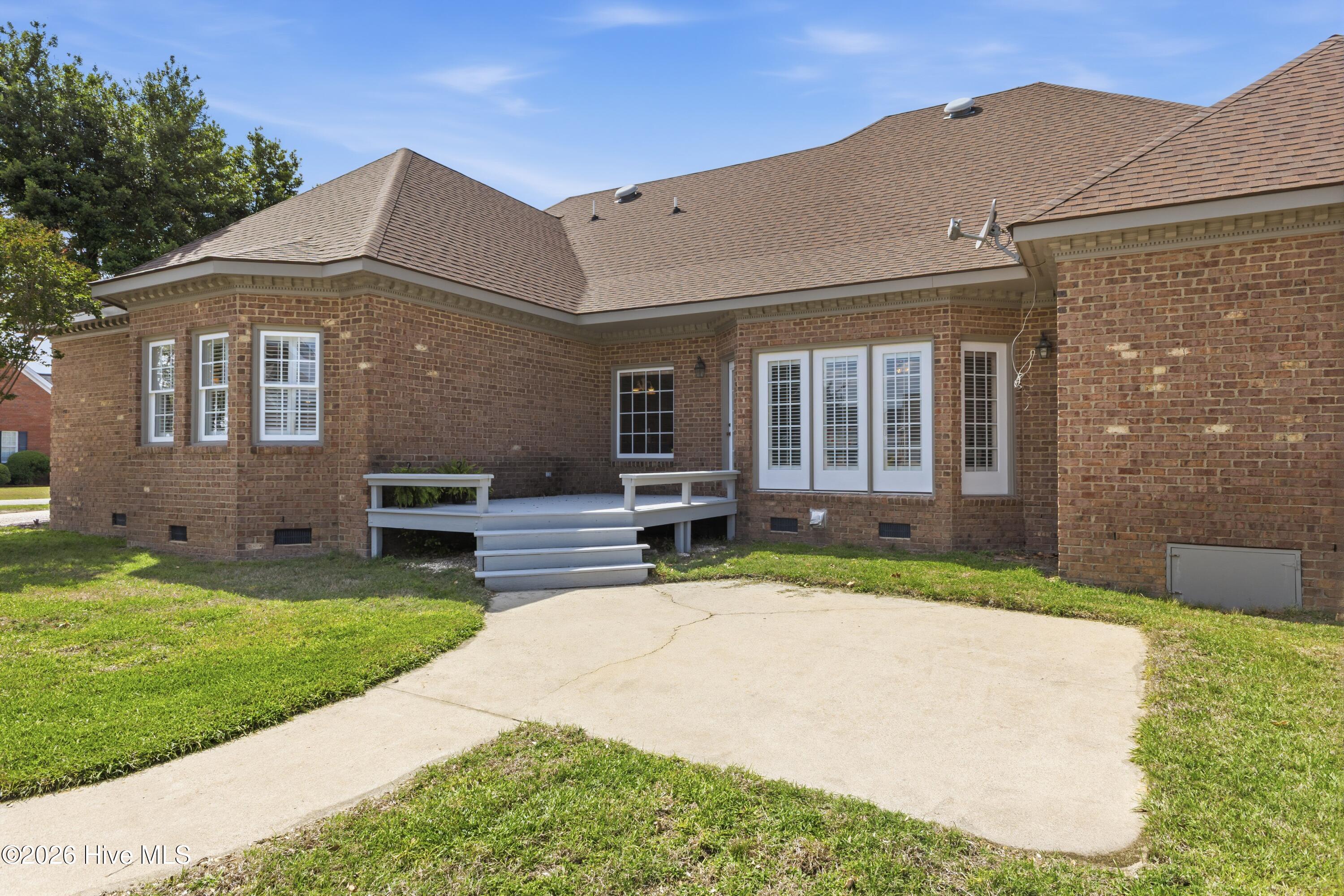 6301 Waters Edge Drive Property Photo 44
