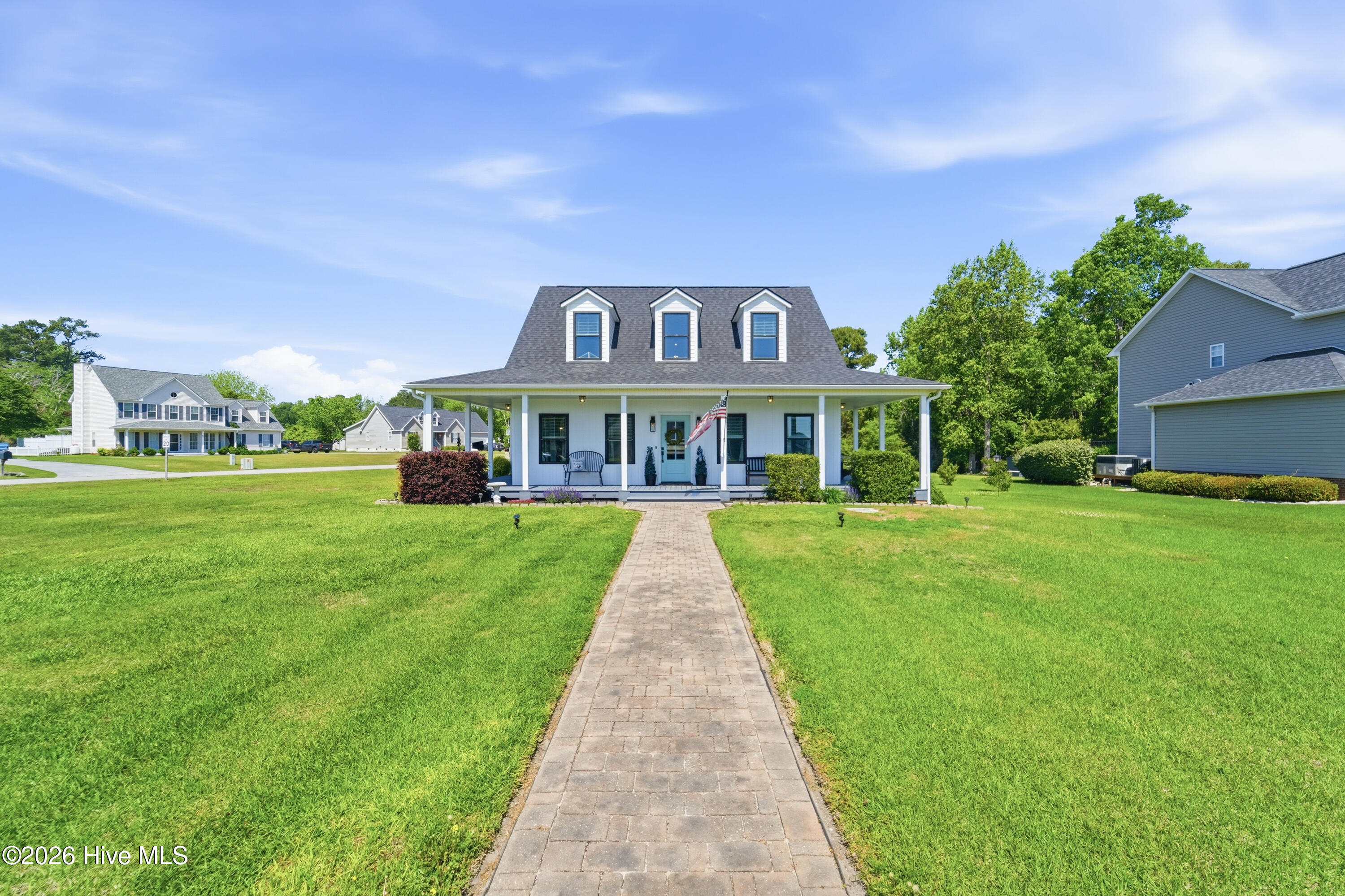 48 Pickett Way