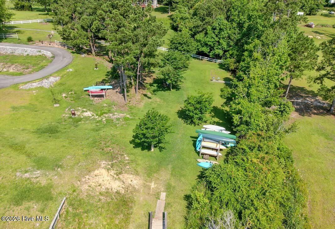 48 Pickett Way Property Photo 4