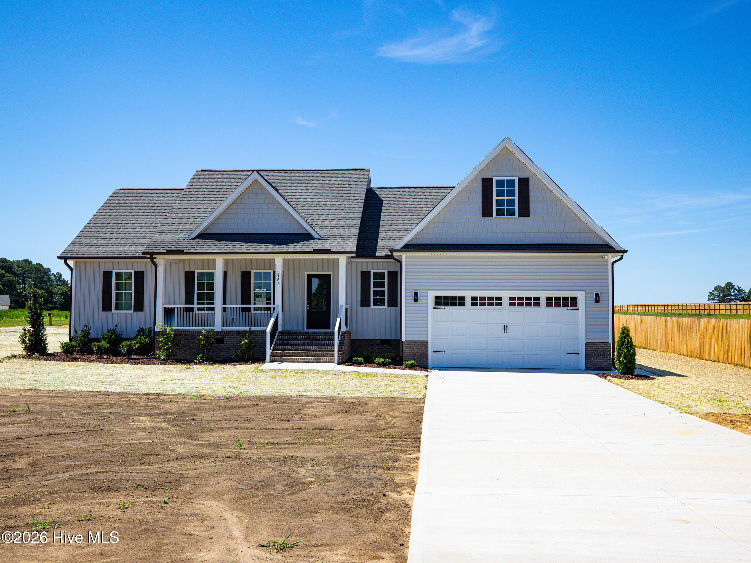 5455 Finch Road Property Photo 1