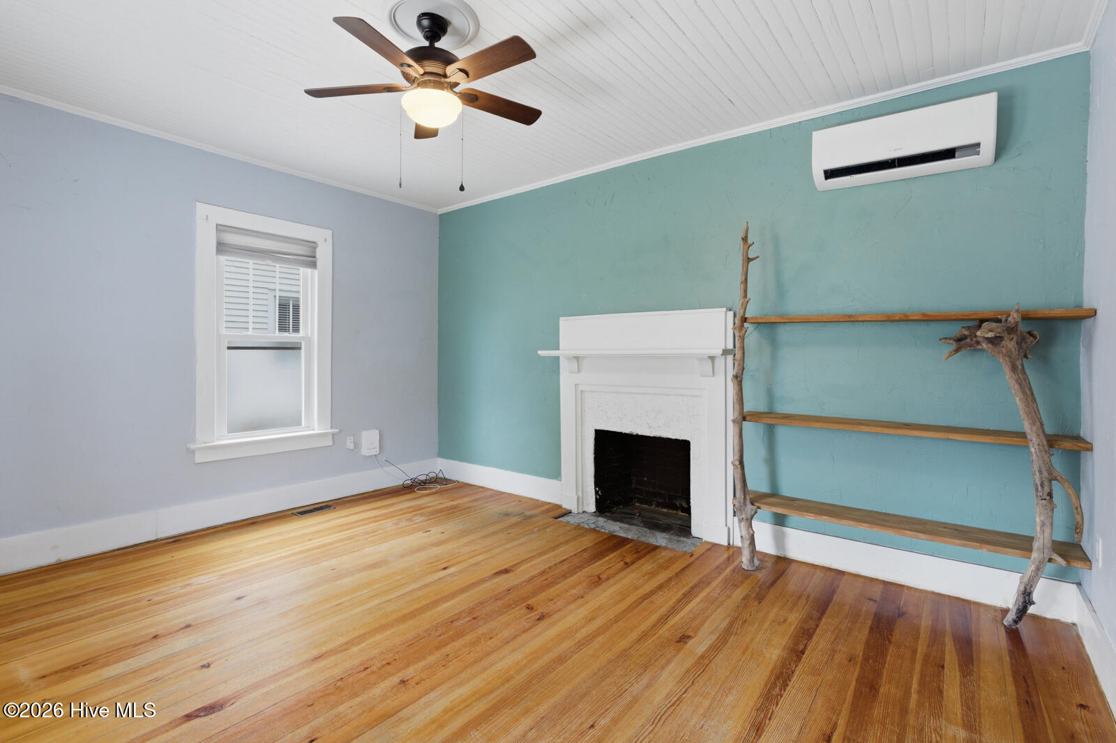 312 Avenue B Property Photo 16