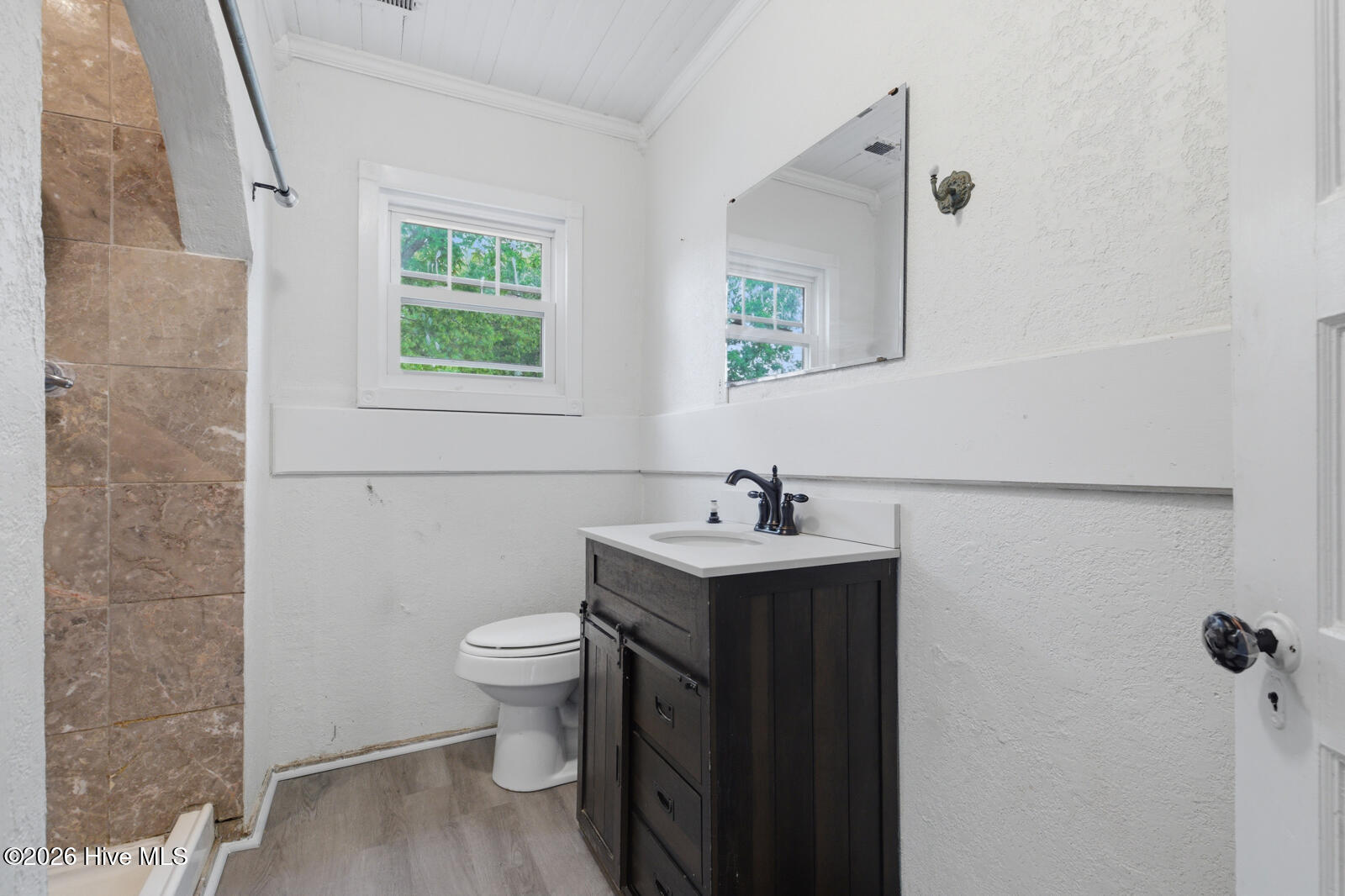 312 Avenue B Property Photo 30