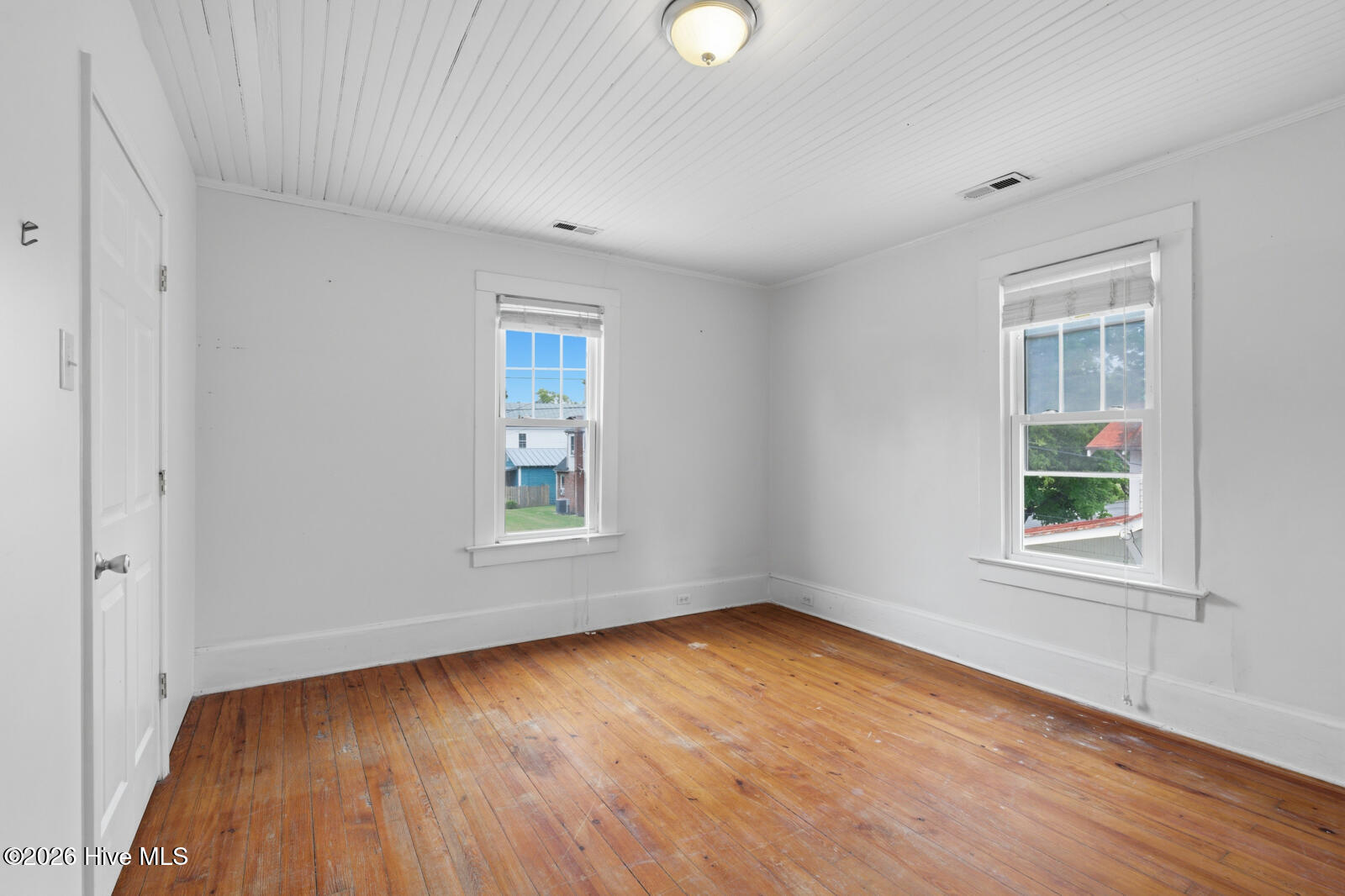 312 Avenue B Property Photo 37