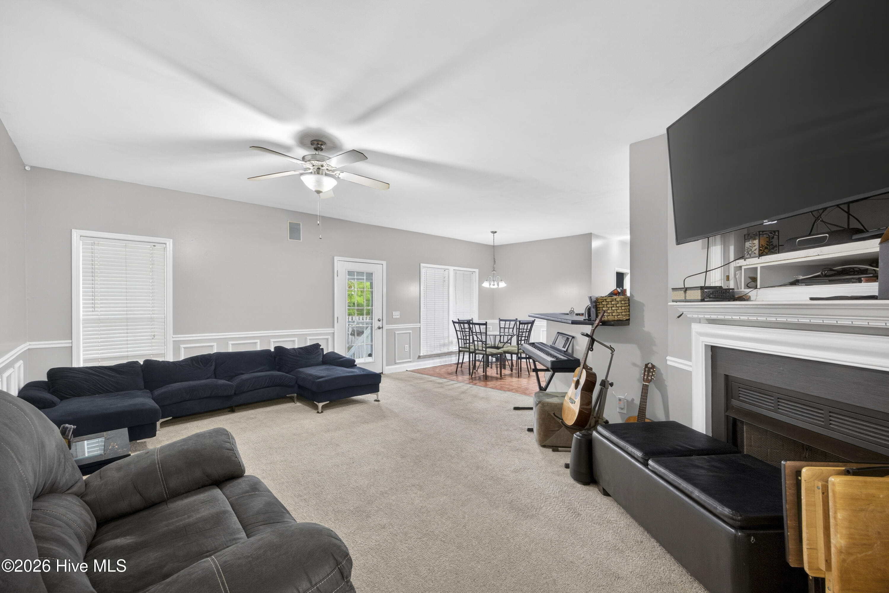 425 Superior Road Property Photo 11