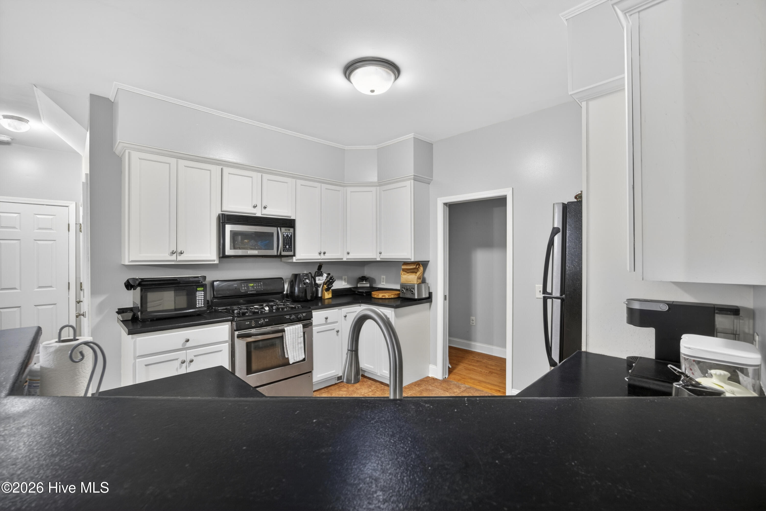 425 Superior Road Property Photo 17