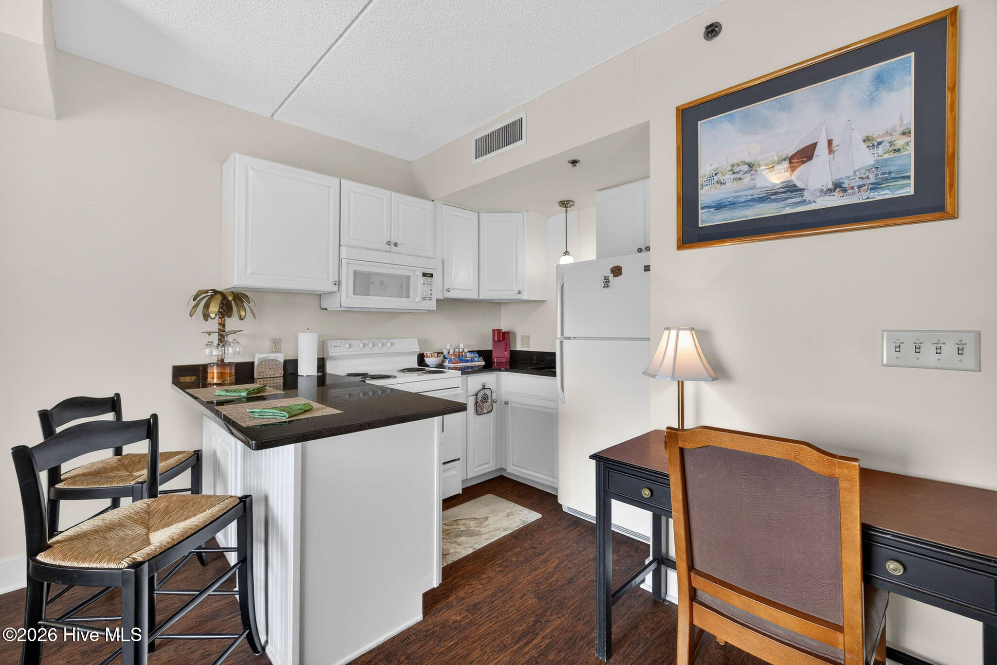 106 N Water Street 302 Property Photo 4