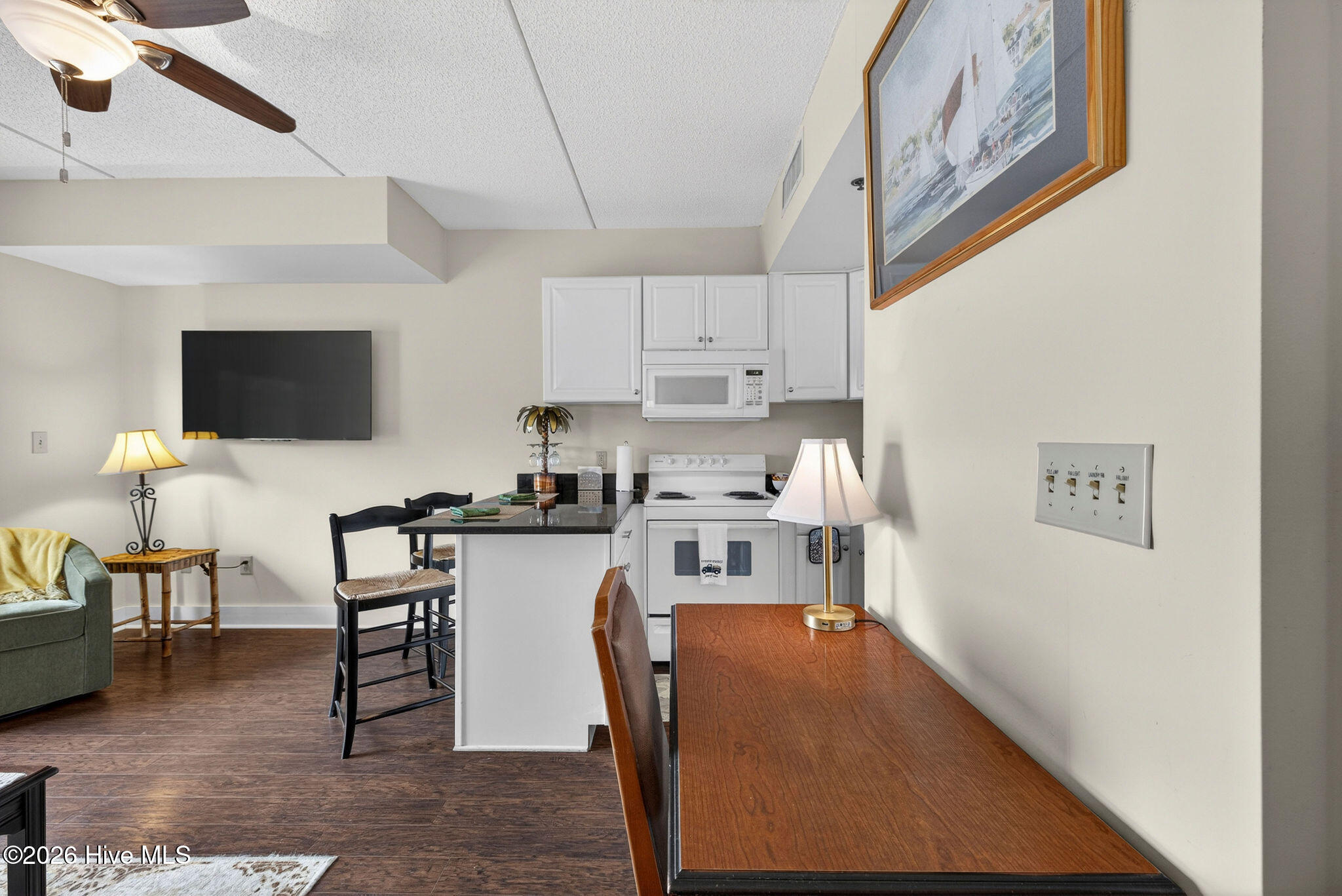106 N Water Street 302 Property Photo 13