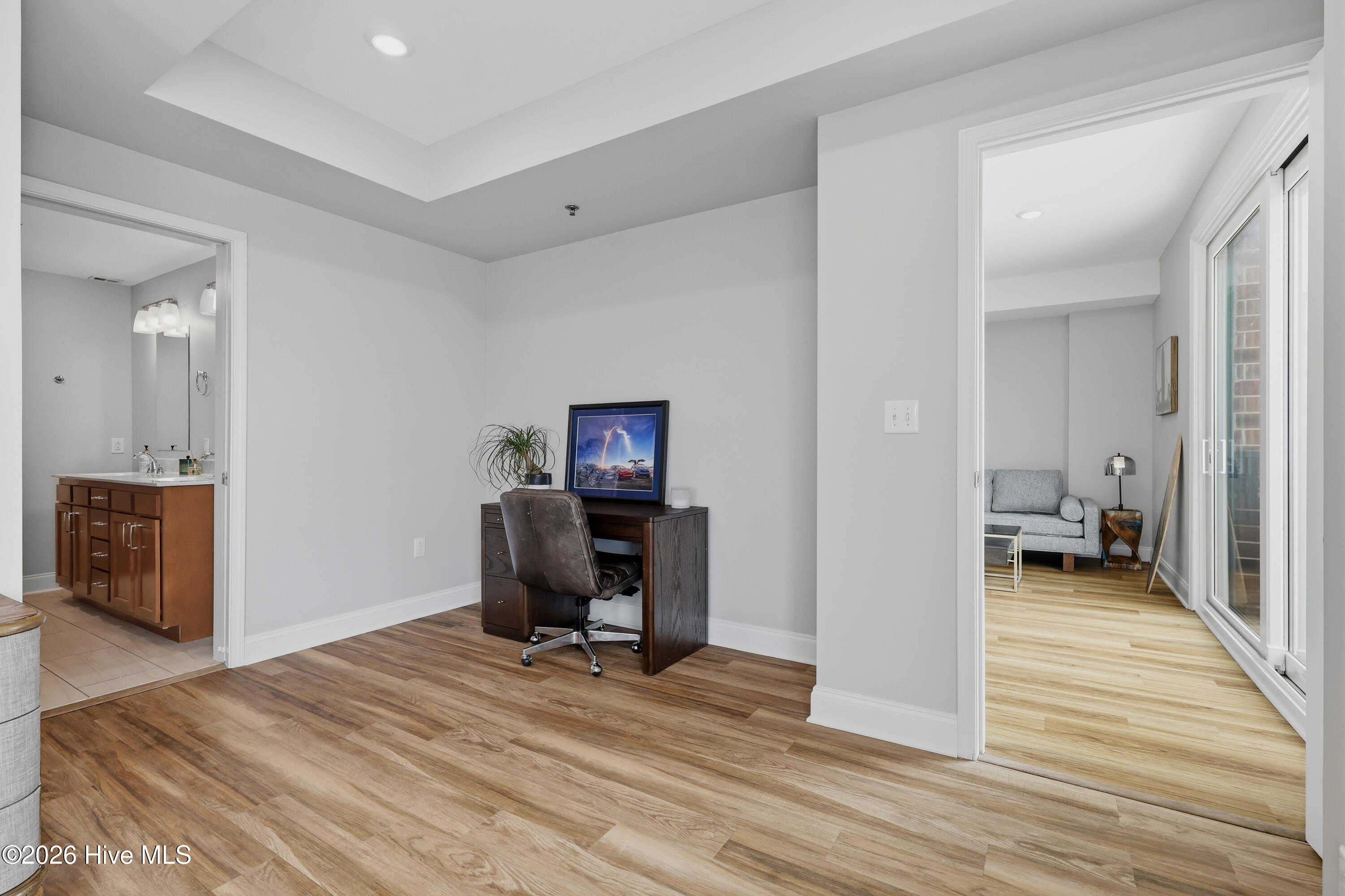 14 Grace Street Apt 909 Property Photo 27