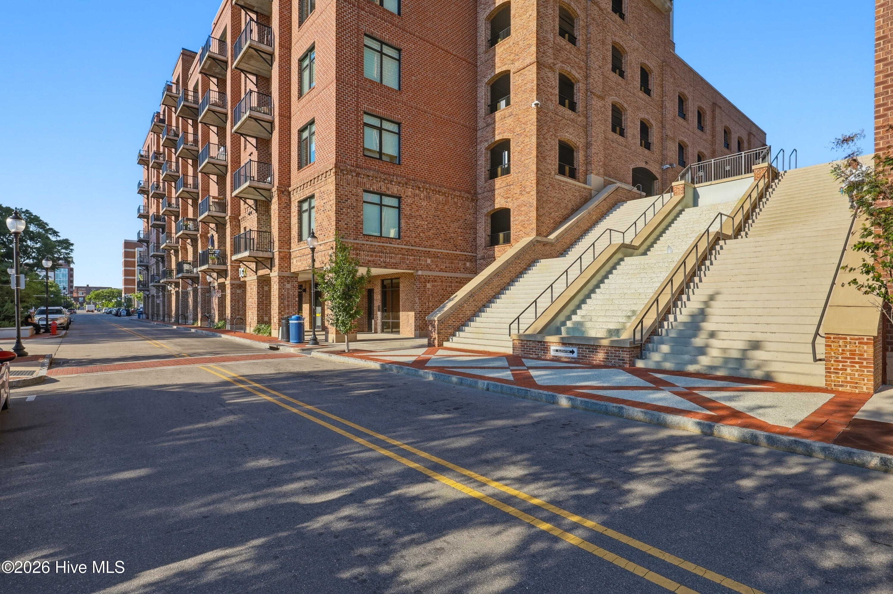 14 Grace Street Apt 909 Property Photo 55