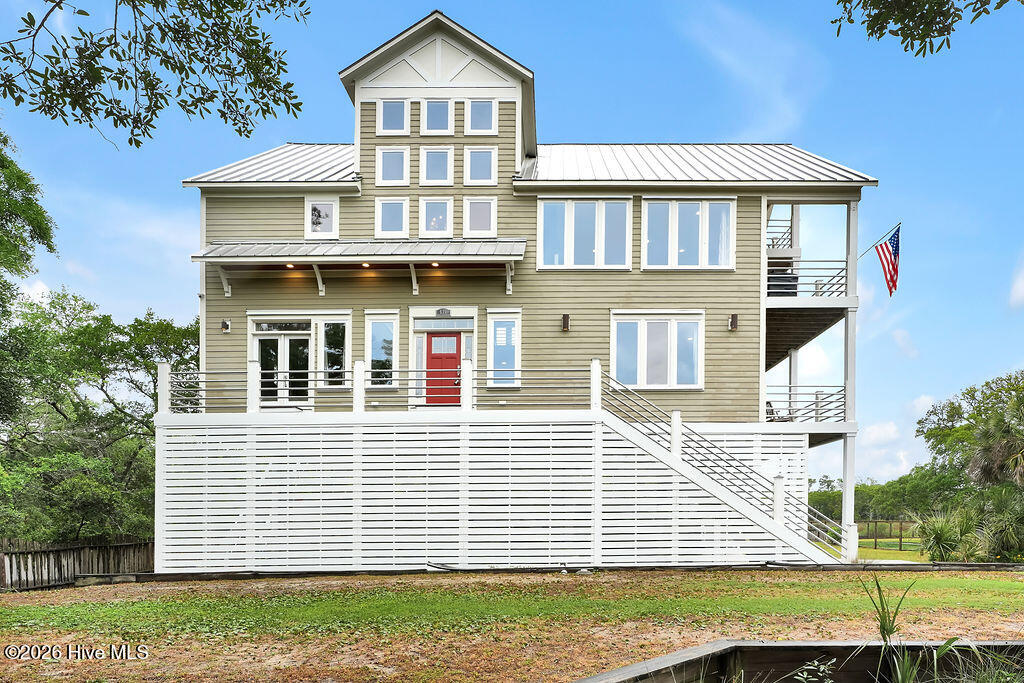531 E Seaview Road Property Photo 3