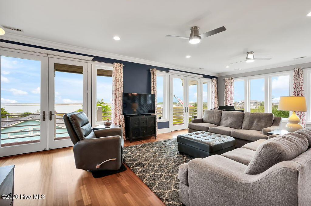 531 E Seaview Road Property Photo 38