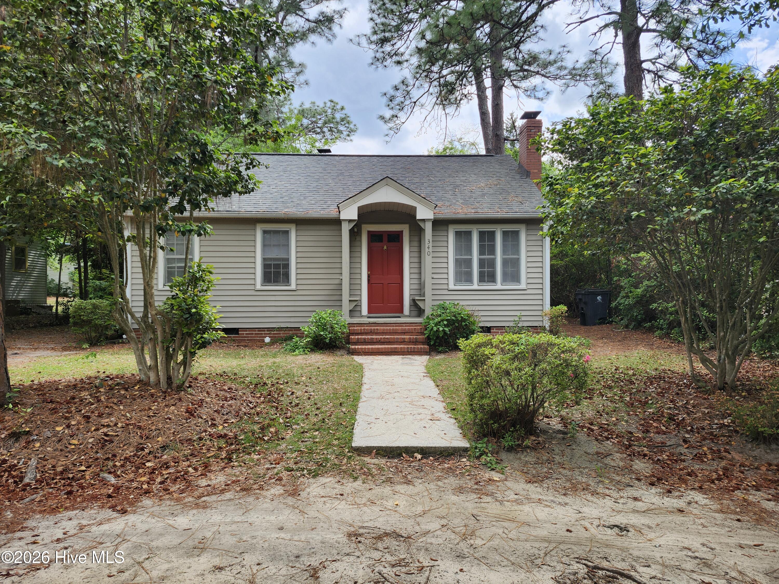 340 E Delaware Avenue Property Photo 1