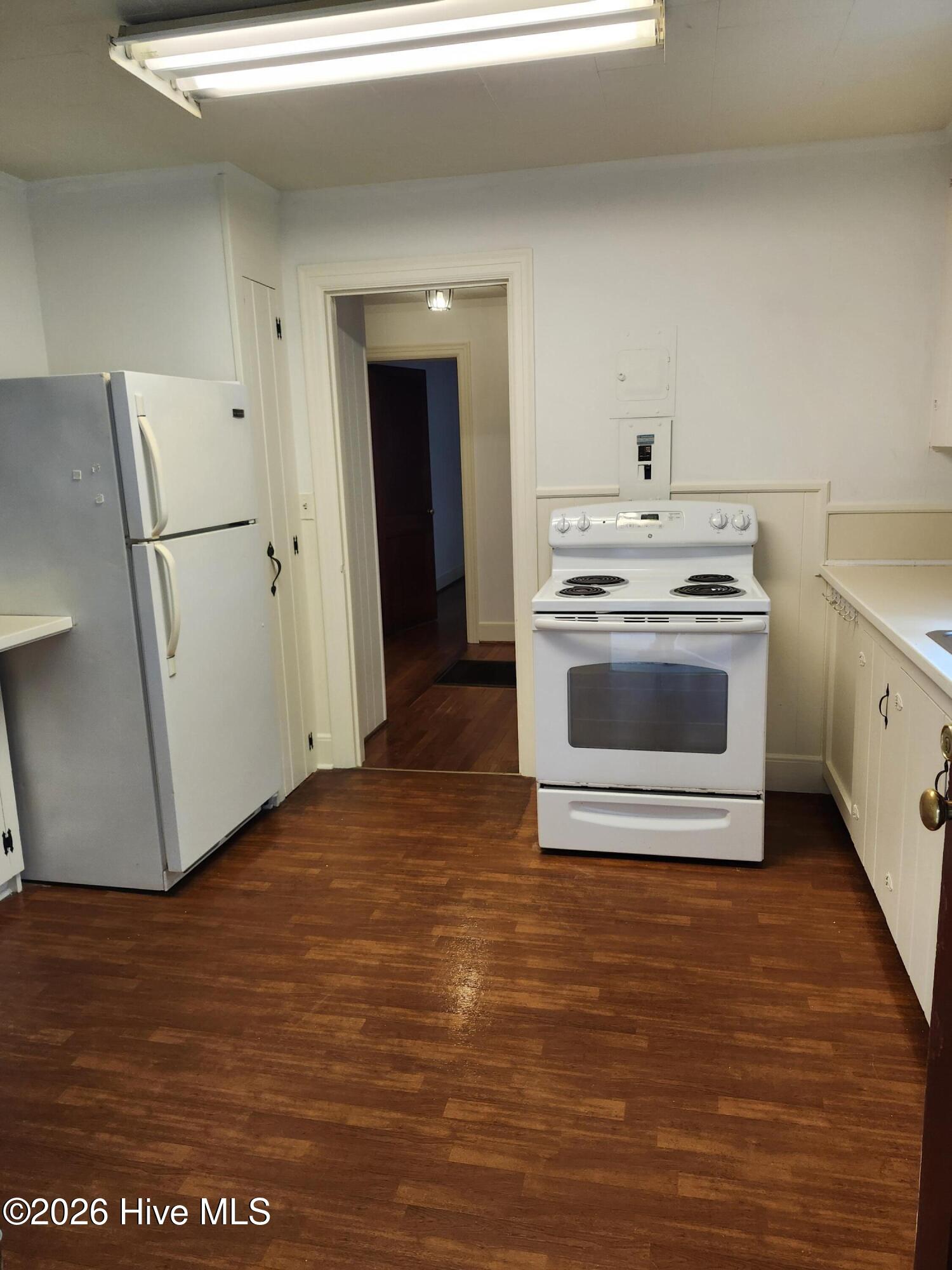 340 E Delaware Avenue Property Photo 10