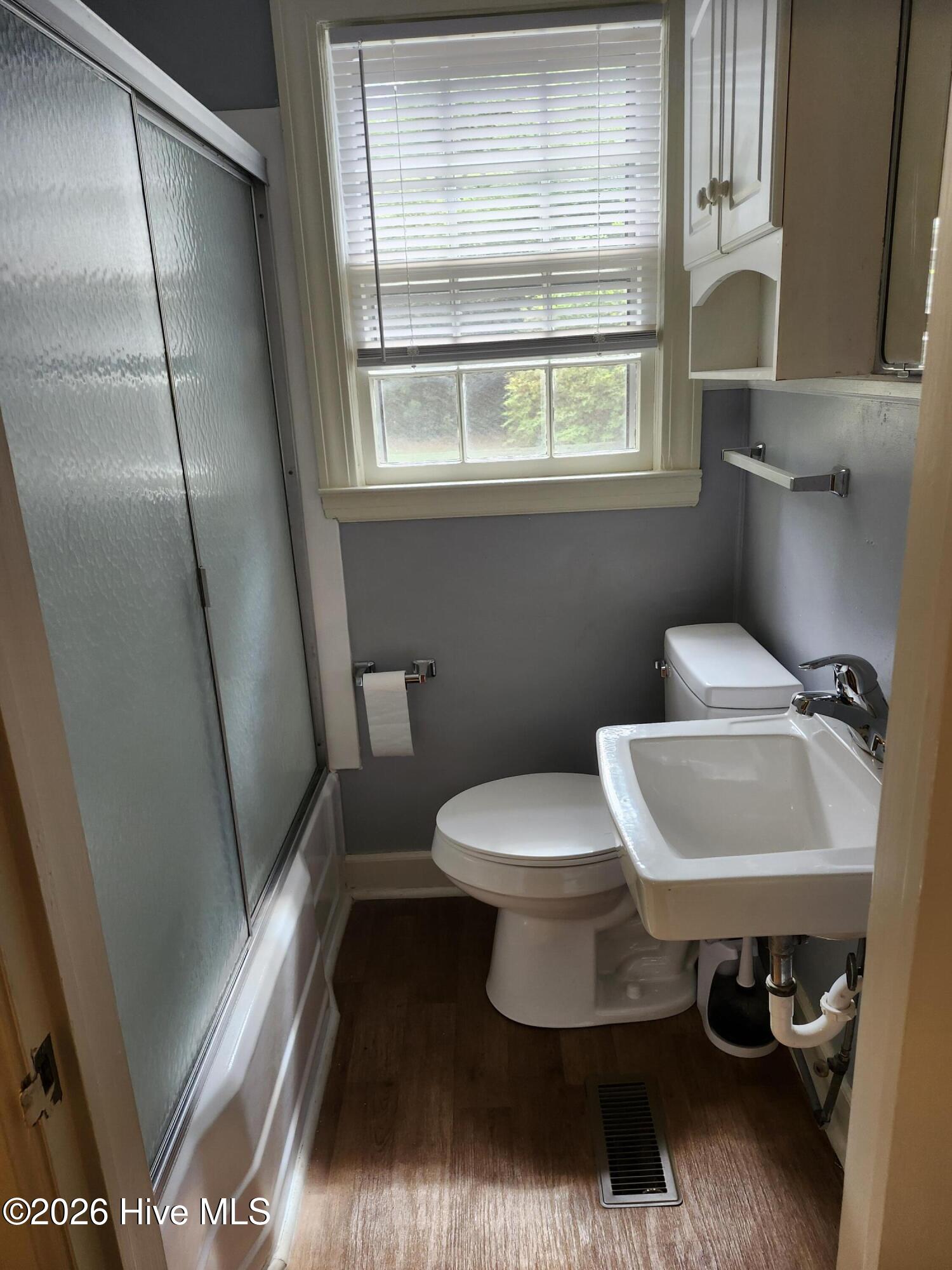 340 E Delaware Avenue Property Photo 11