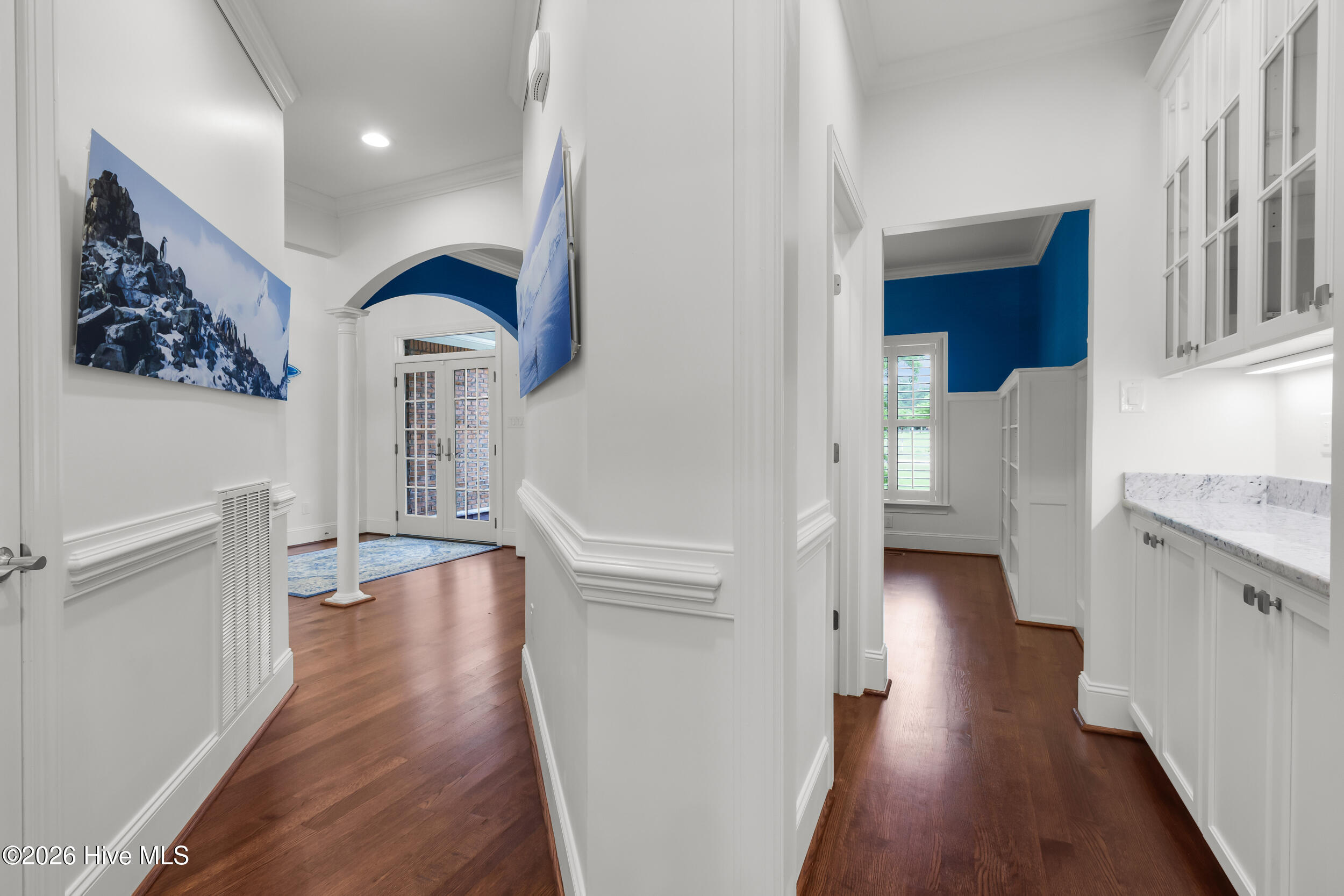 611 Creekwood Drive Property Photo 10