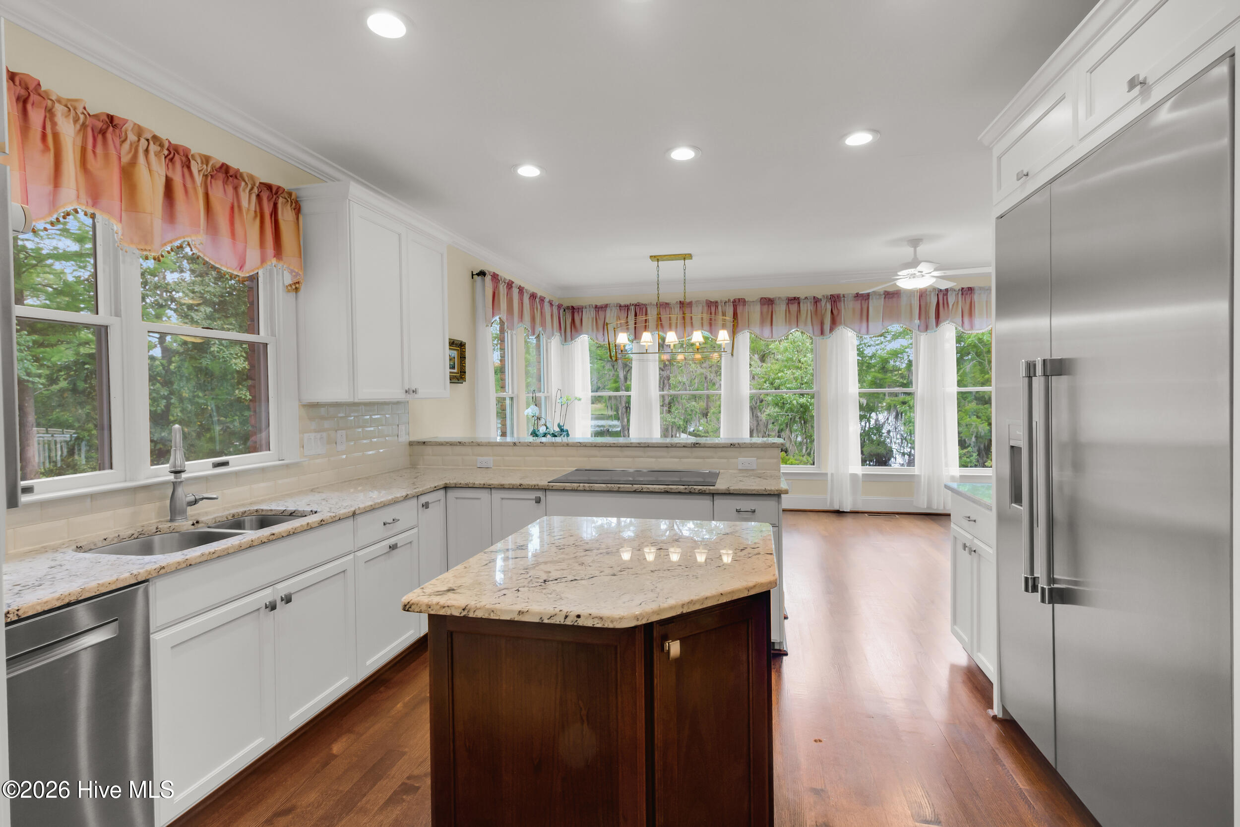 611 Creekwood Drive Property Photo 16