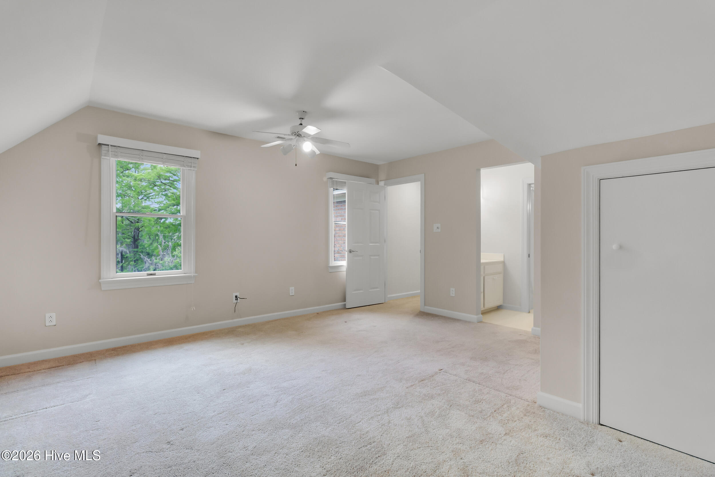 611 Creekwood Drive Property Photo 36