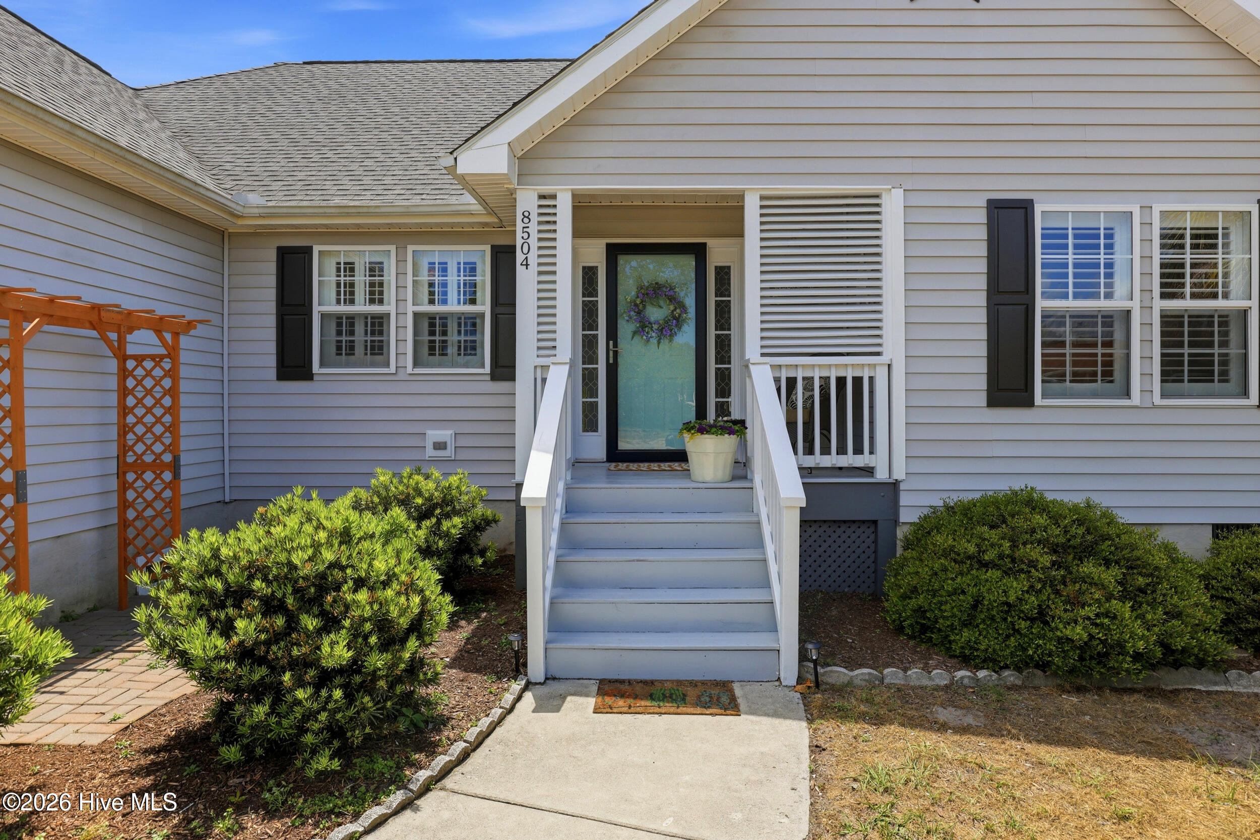 8504 Lakeview Drive Property Photo 7