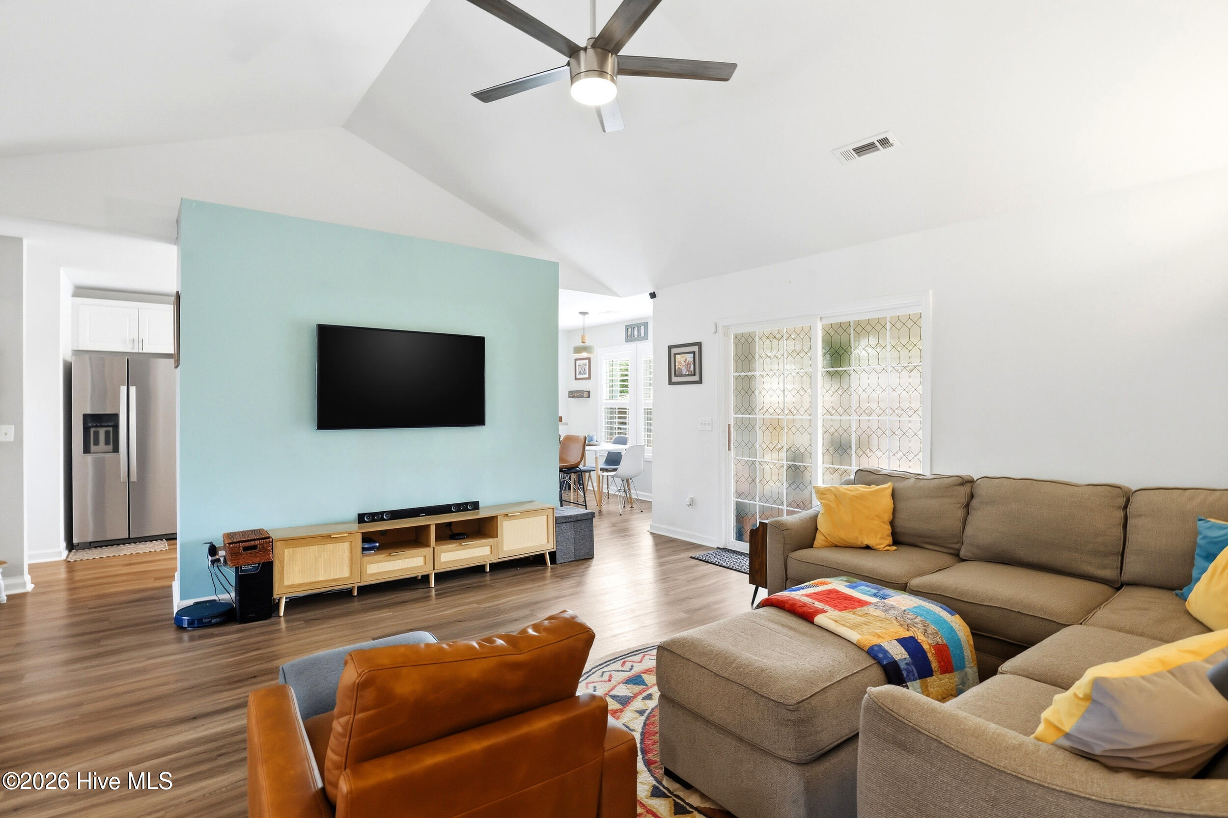 8504 Lakeview Drive Property Photo 11